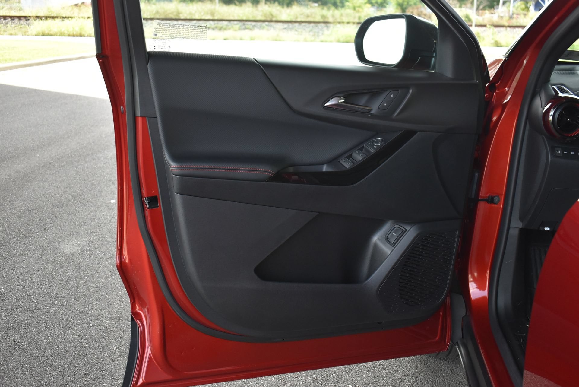2027 Chevrolet Equinox RS - Photo 12