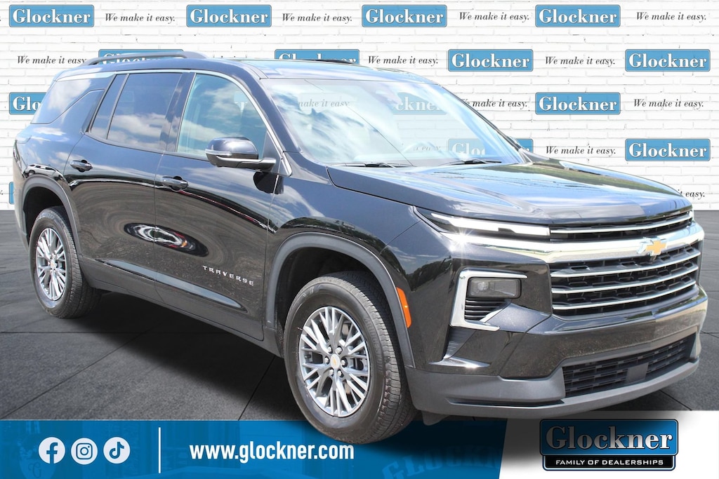 Used 2026 Chevrolet Traverse LT SUV