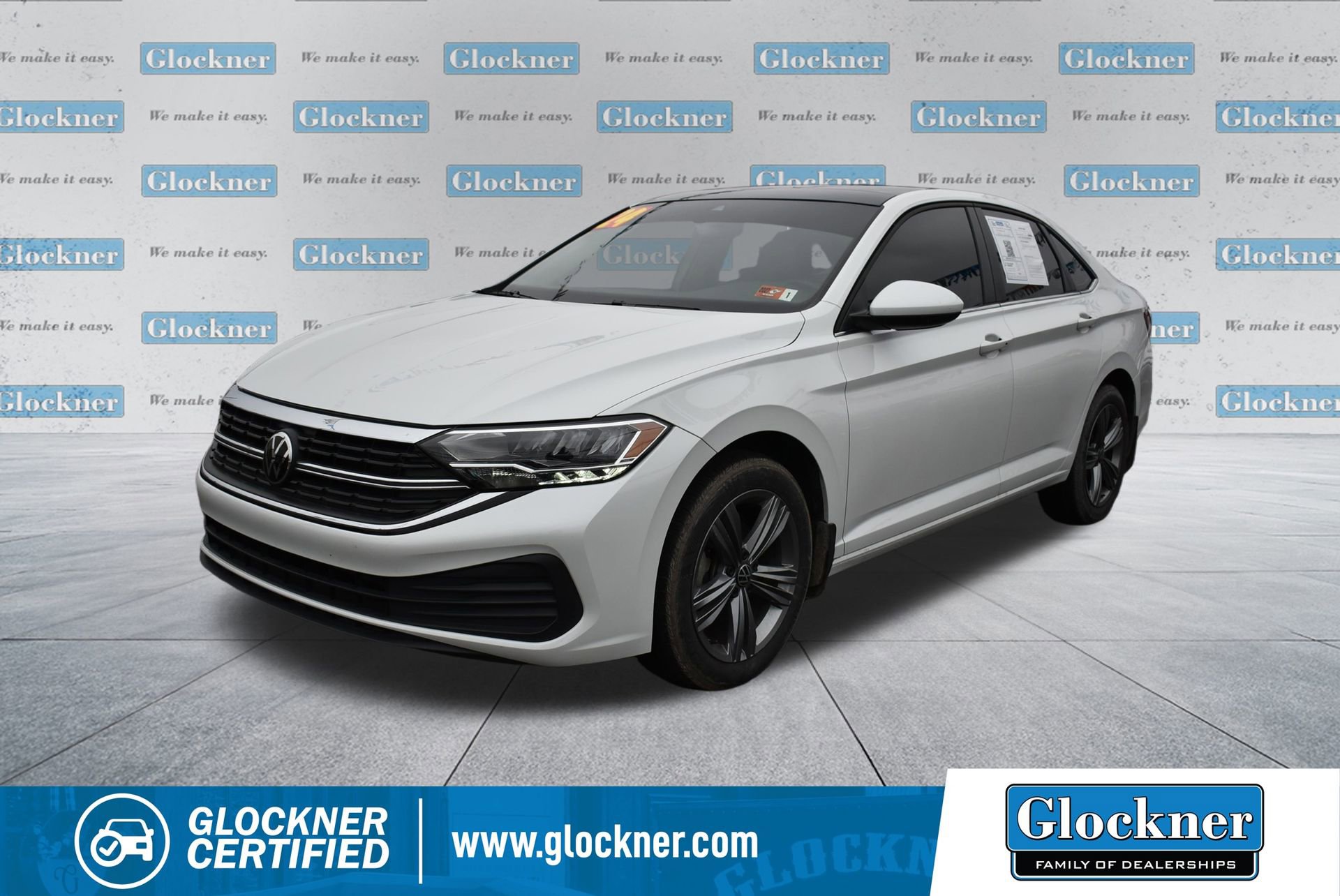 2024 Volkswagen Jetta SE's photo