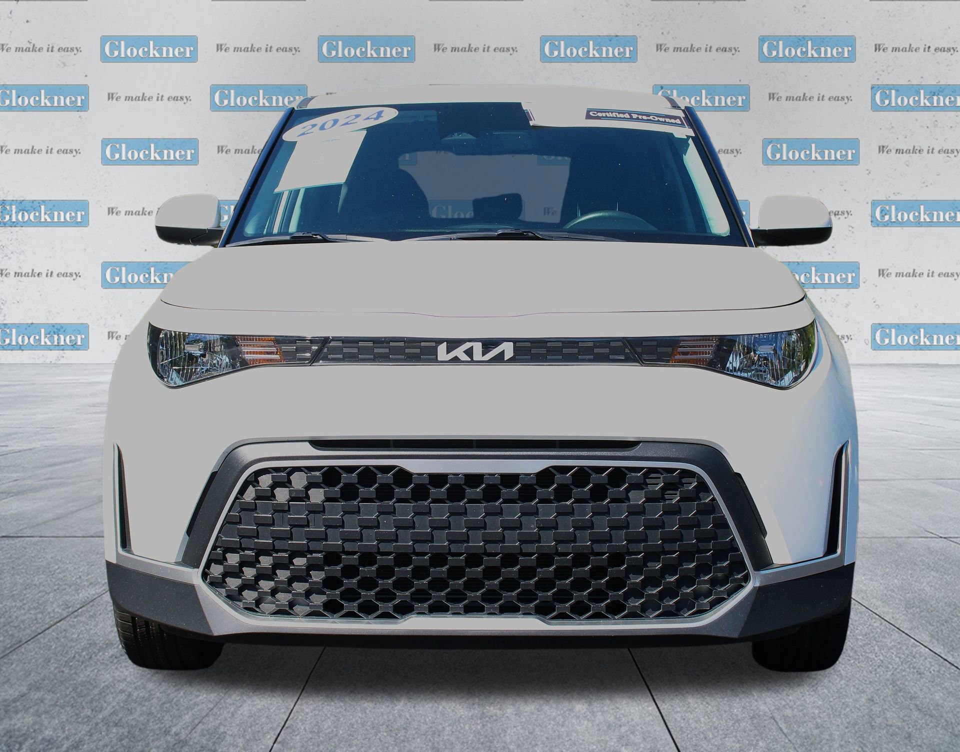 2024 Kia Soul LX photo 2