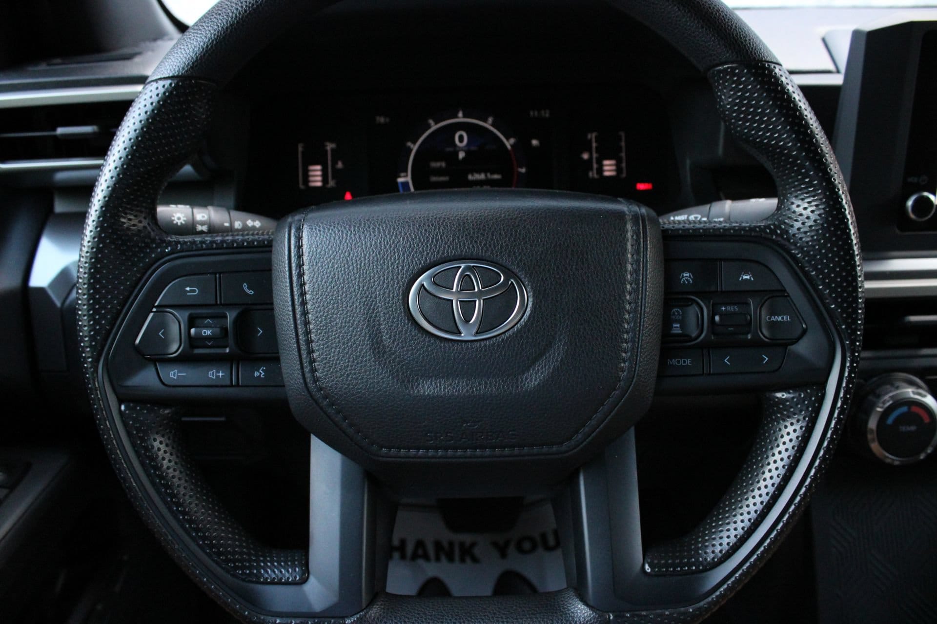 2025 Toyota Tacoma SR5 - Photo 27