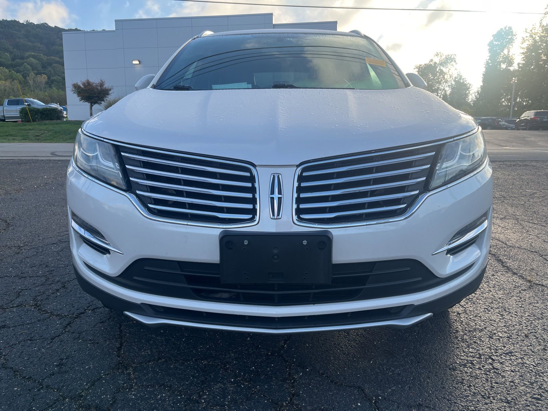 2017 Lincoln MKC Select photo 2