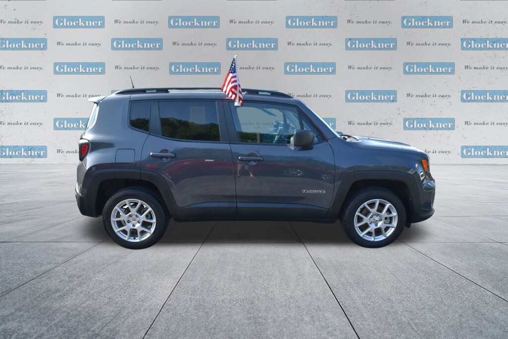 Used 2022 Jeep Renegade Latitude SUV