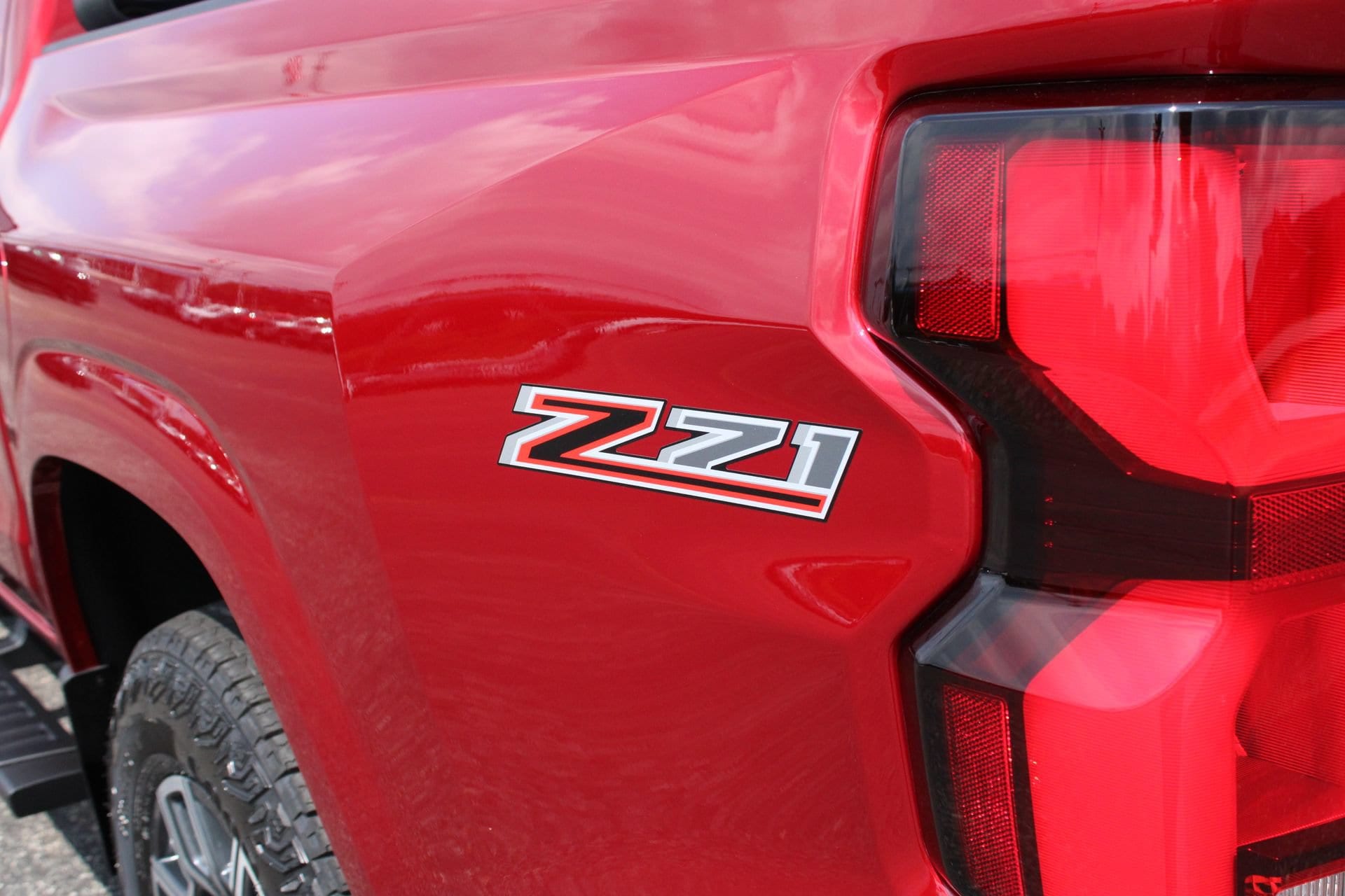 2026 Chevrolet Colorado Z71 - Photo 11