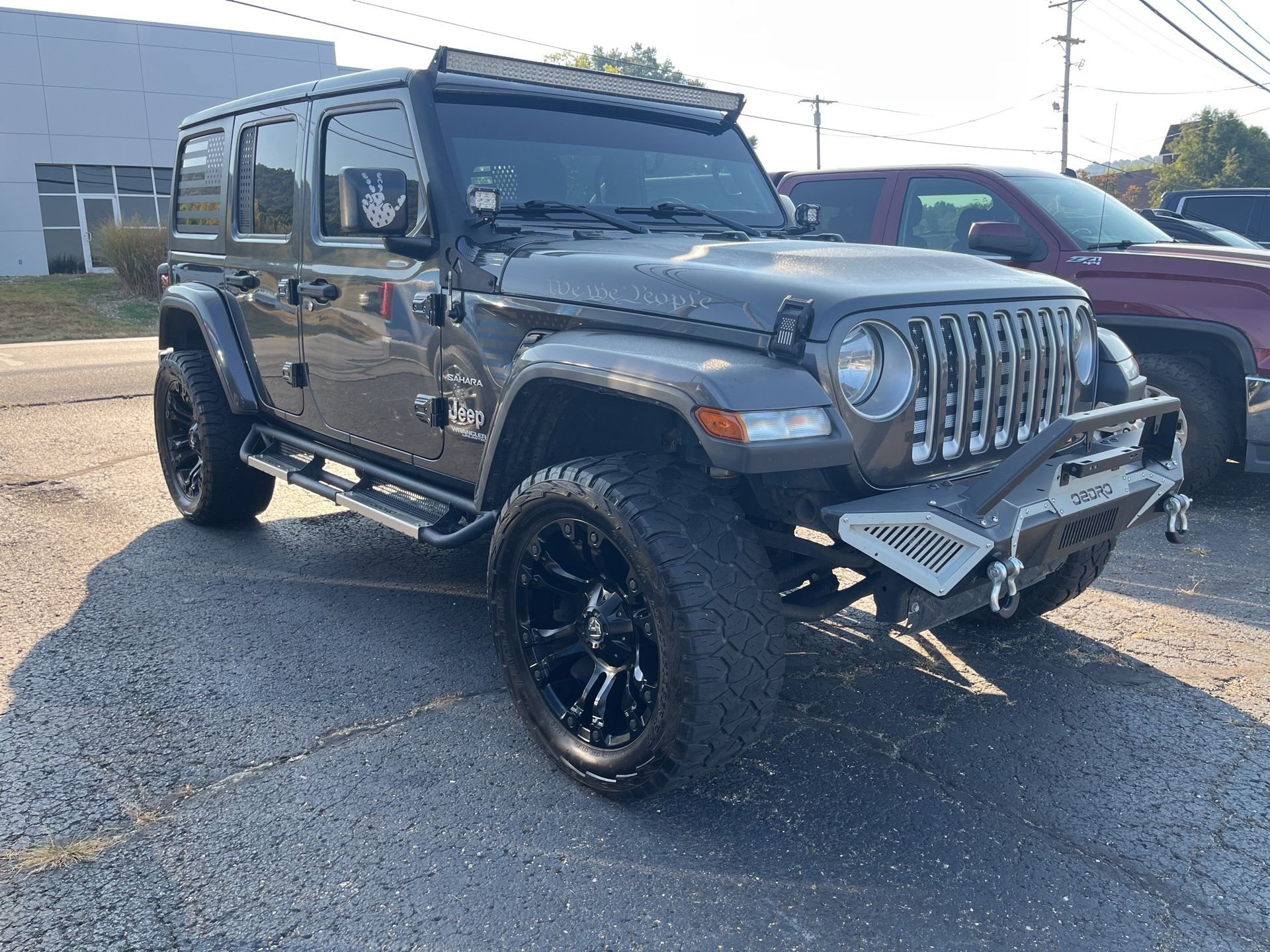 2019 Jeep Wrangler Unlimited Sahara photo 3
