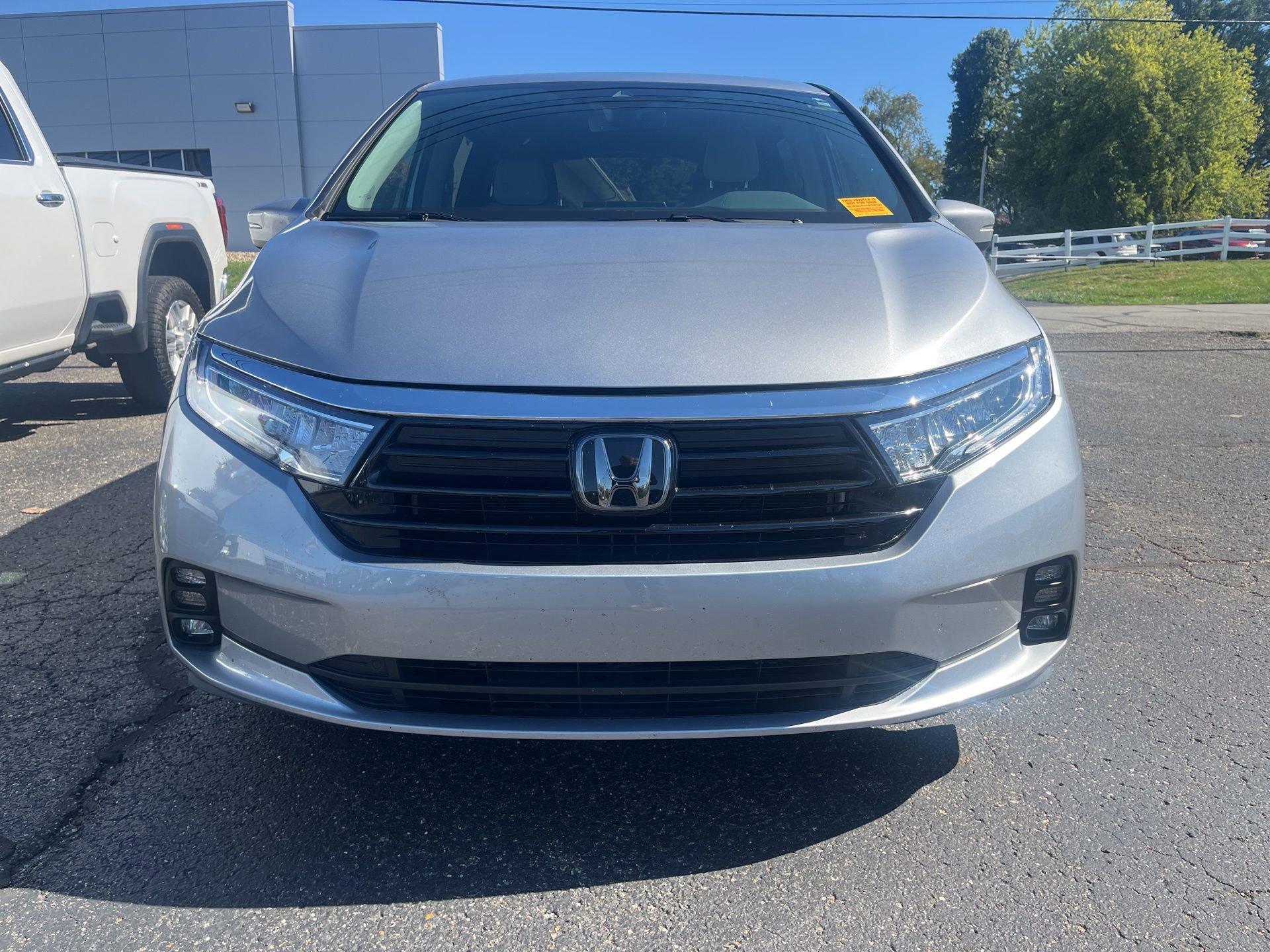 2022 Honda Odyssey EX-L photo 2
