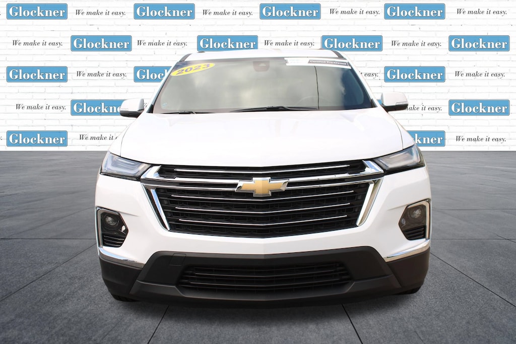 Used 2023 Chevrolet Traverse LT Cloth SUV