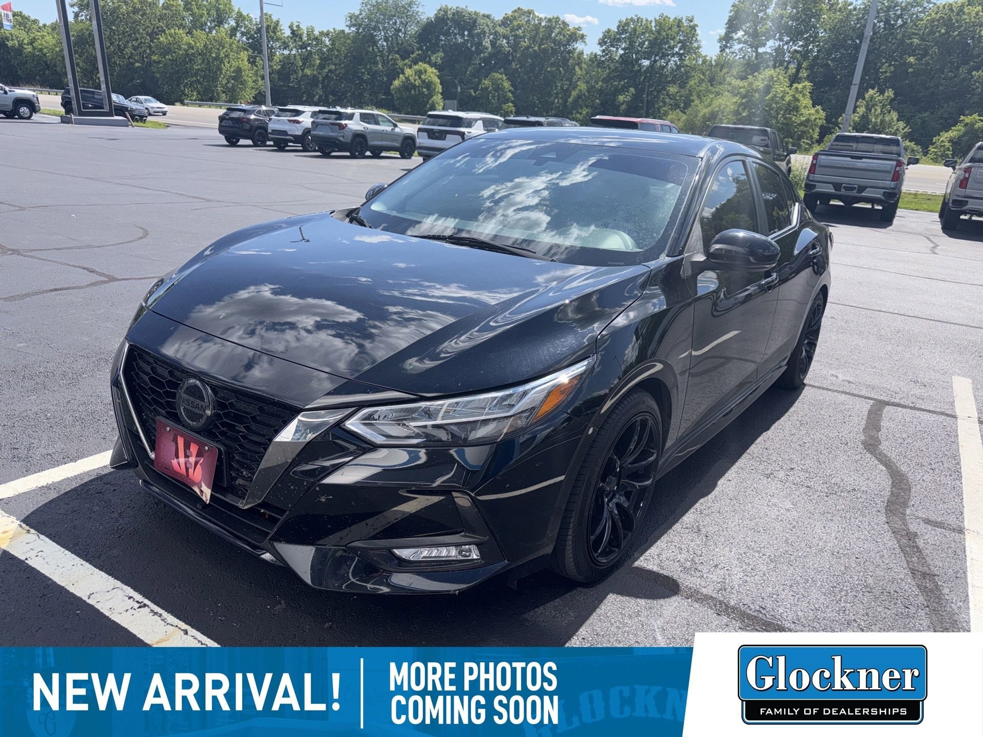 2021 Nissan Sentra SR CVT's photo