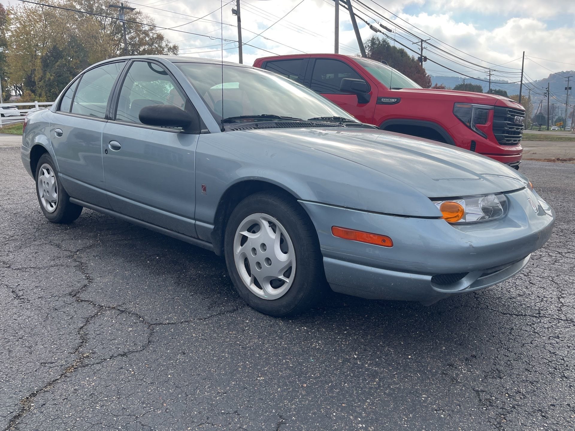 Used 2002 Saturn S-Series SL2 with VIN 1G8ZK527X2Z209523 for sale in Portsmouth, OH