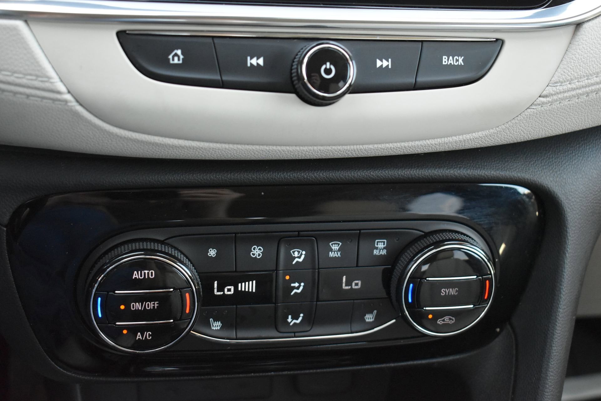 2023 Buick Encore GX Essence - Photo 30