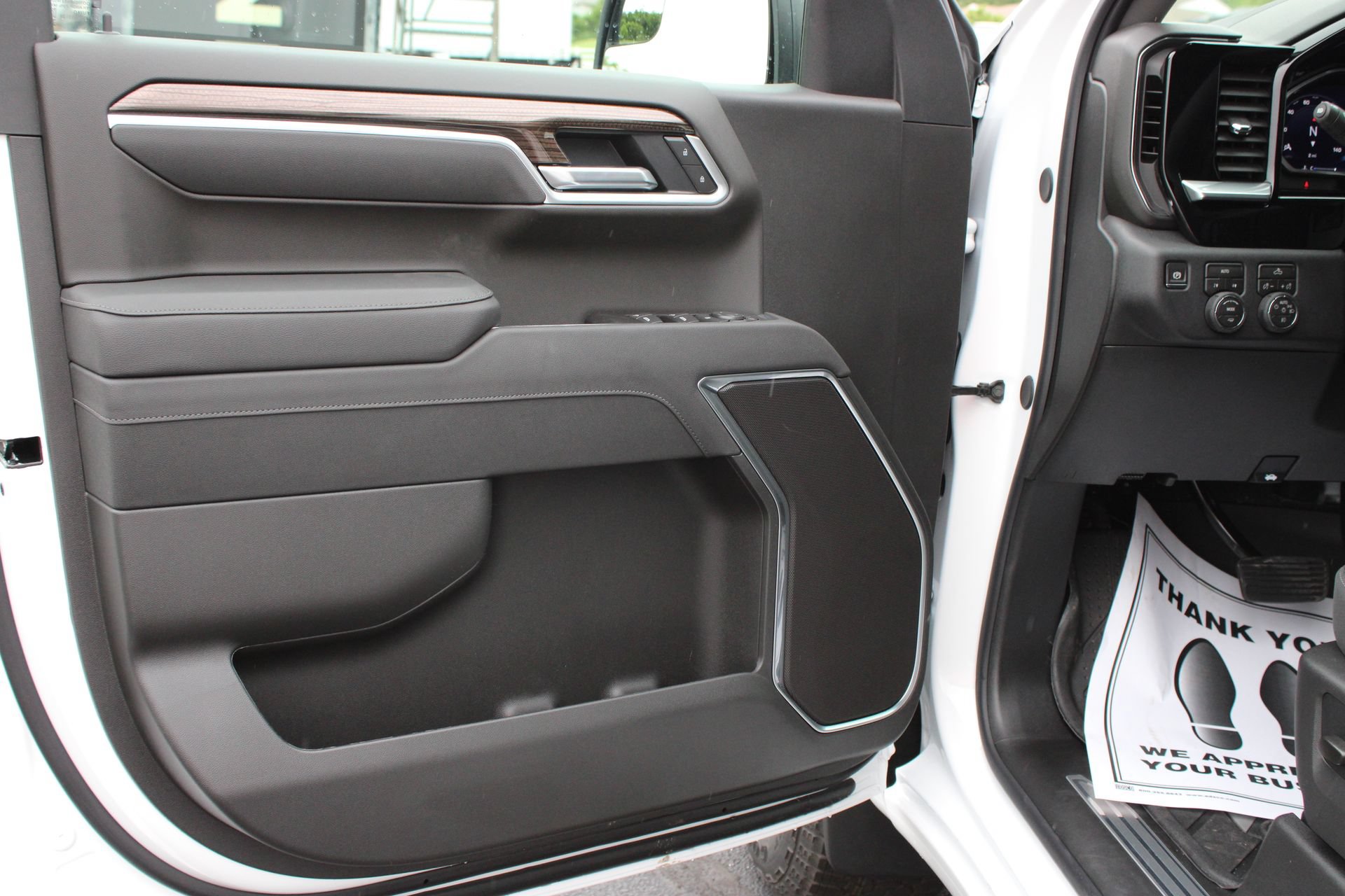 2026 Chevrolet Silverado 1500 RST - Photo 13