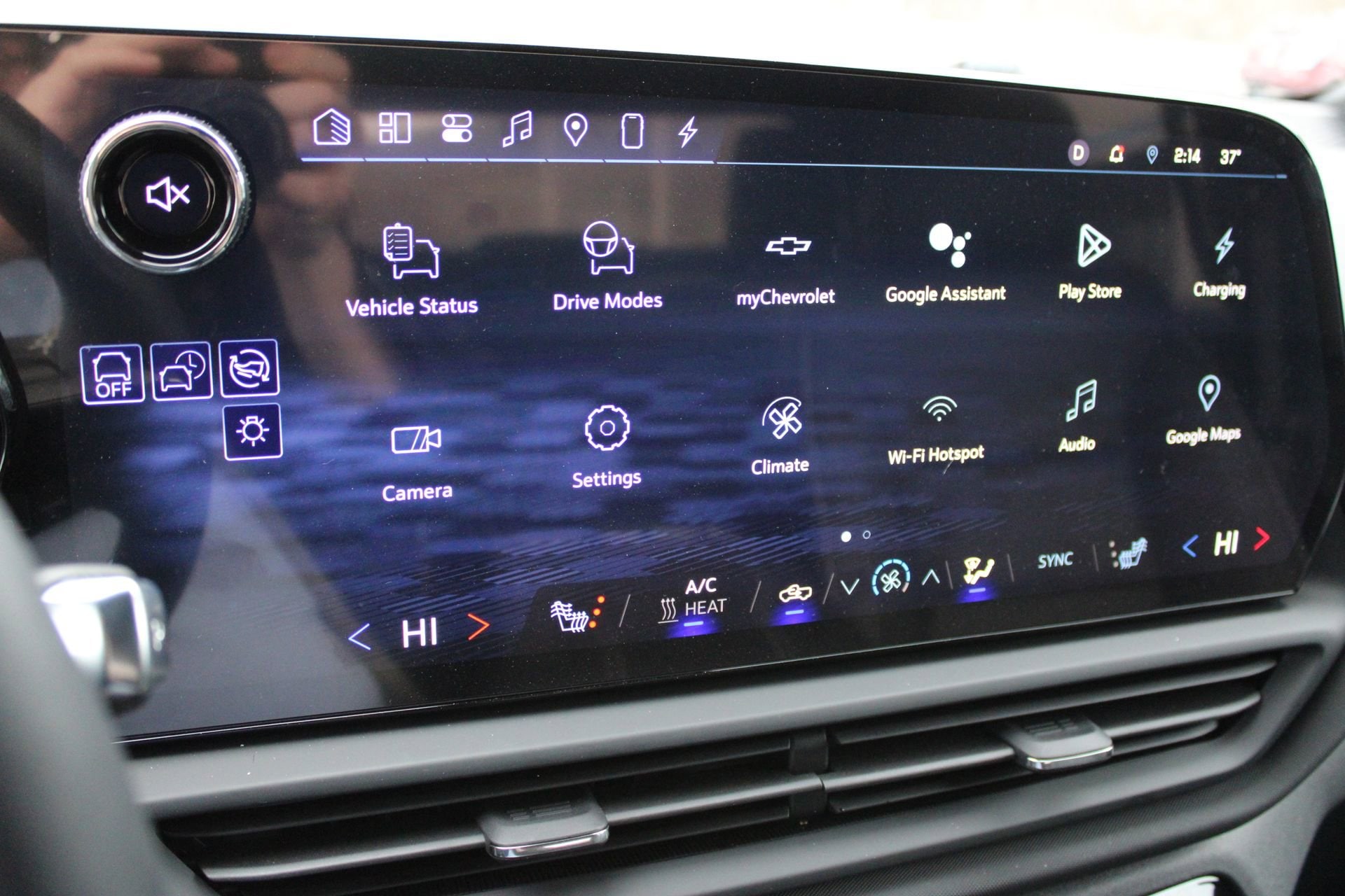 2026 Chevrolet Silverado EV LT - Photo 33