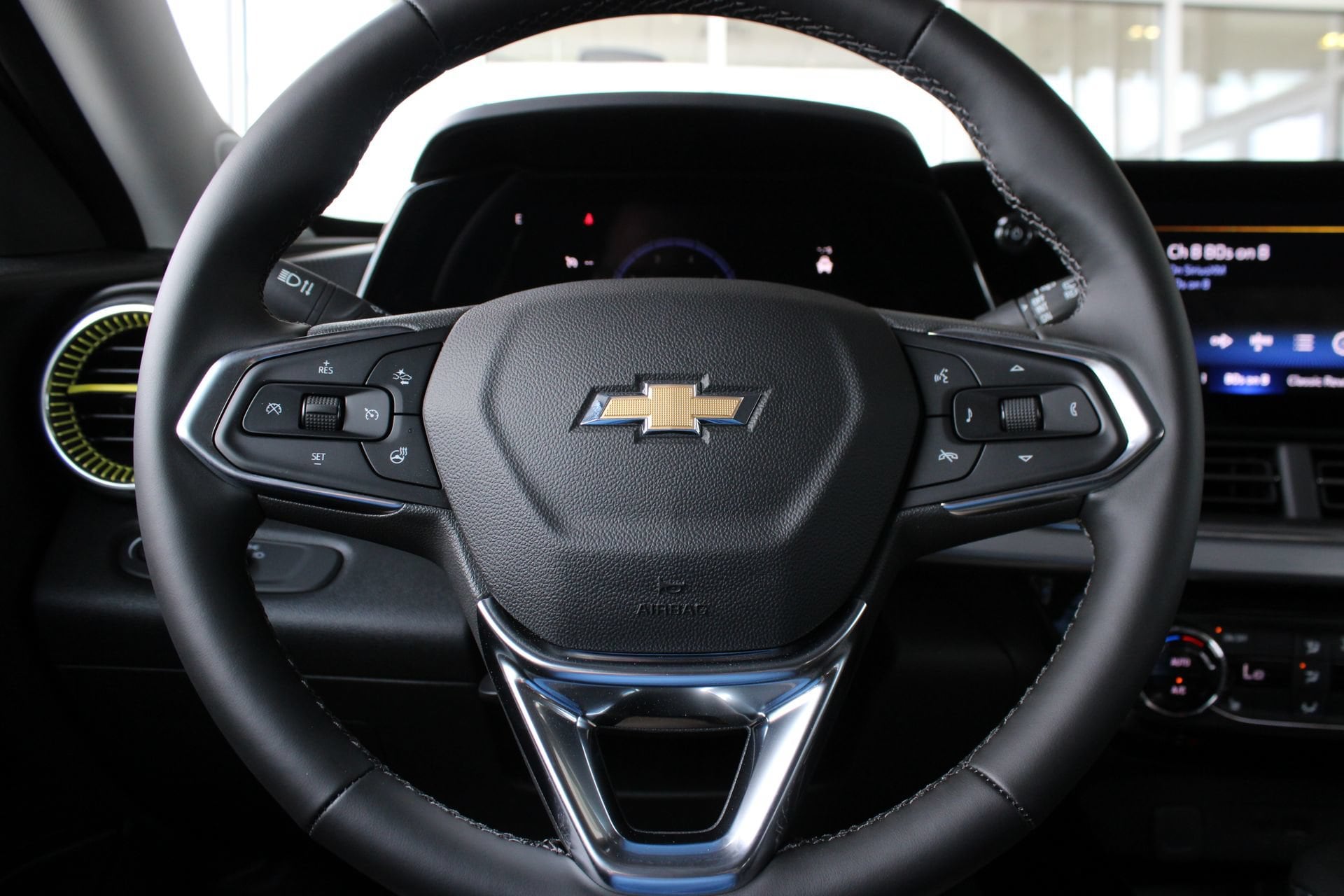 2026 Chevrolet Trax LT - Photo 30
