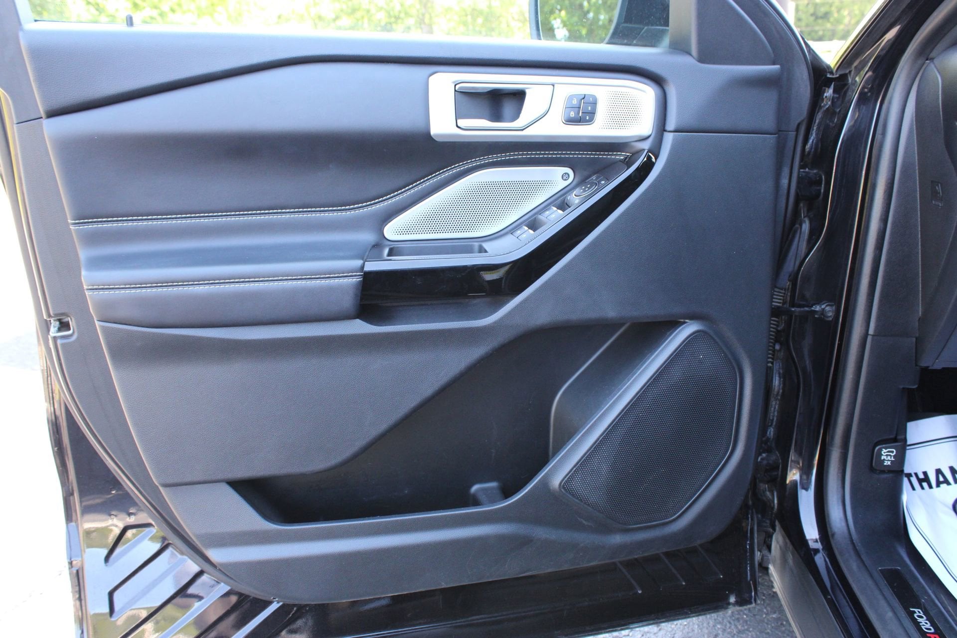 2021 Ford Explorer ST - Photo 12