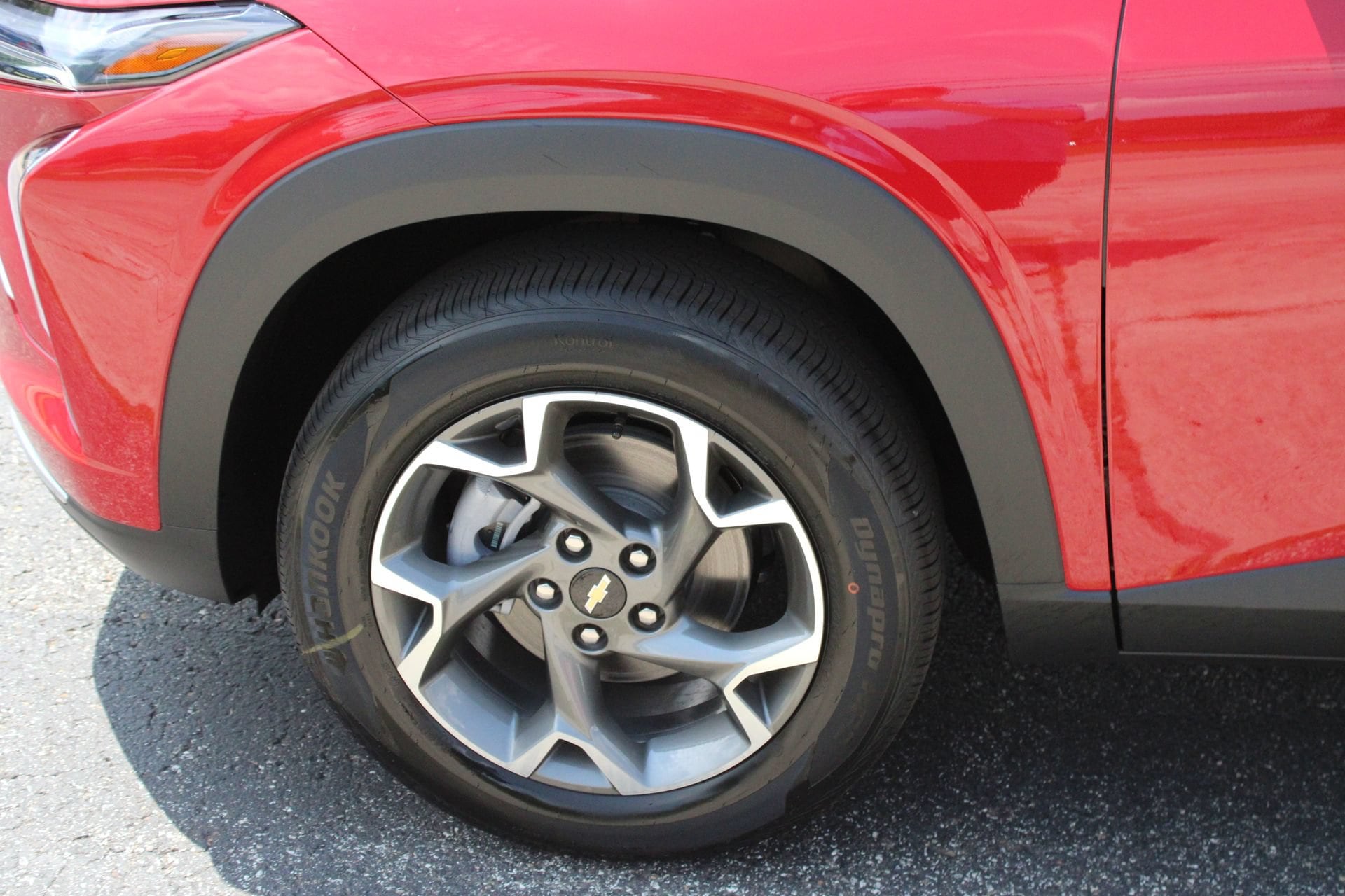 2026 Chevrolet Trax LT - Photo 11