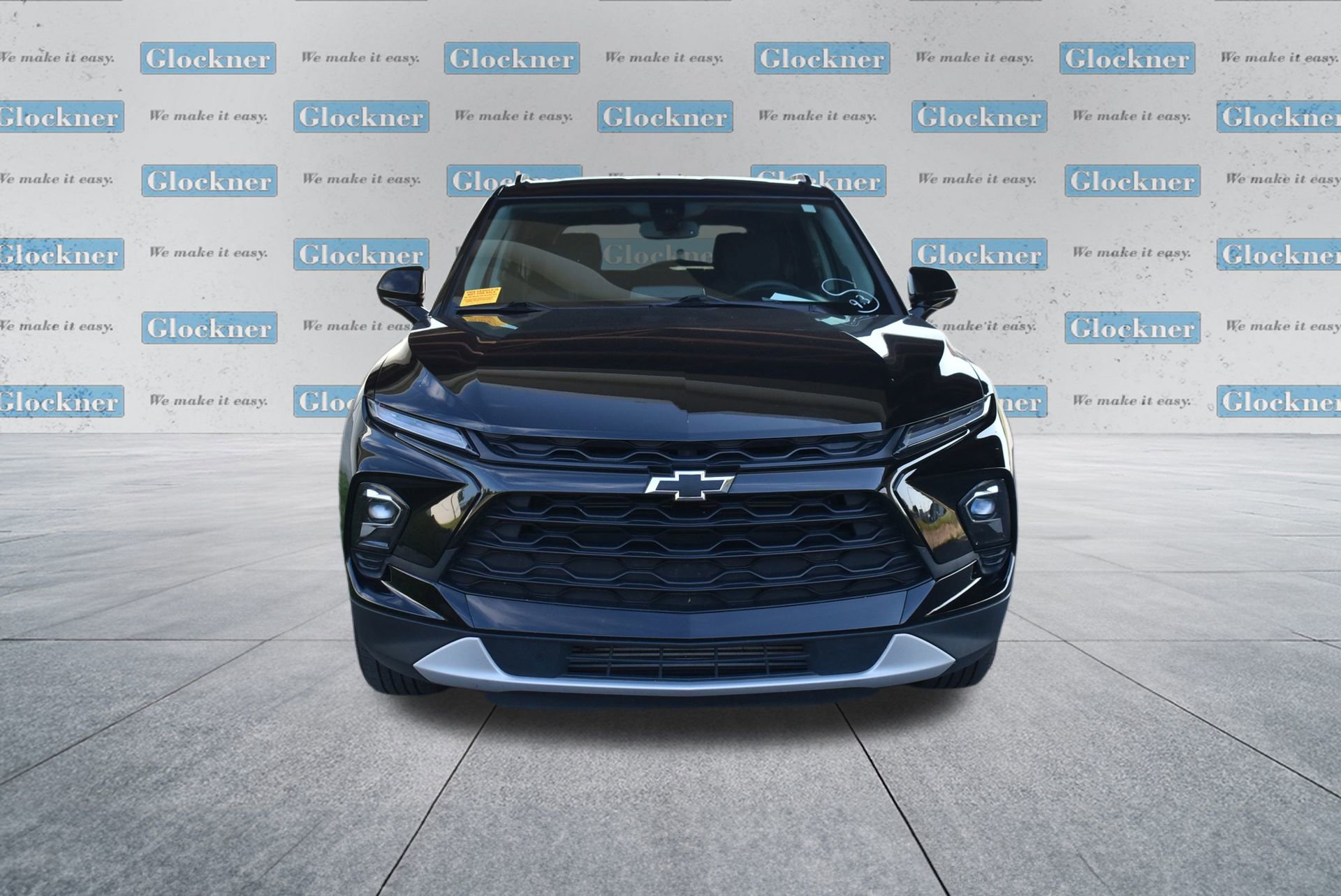 2023 Chevrolet Blazer 2LT photo 2