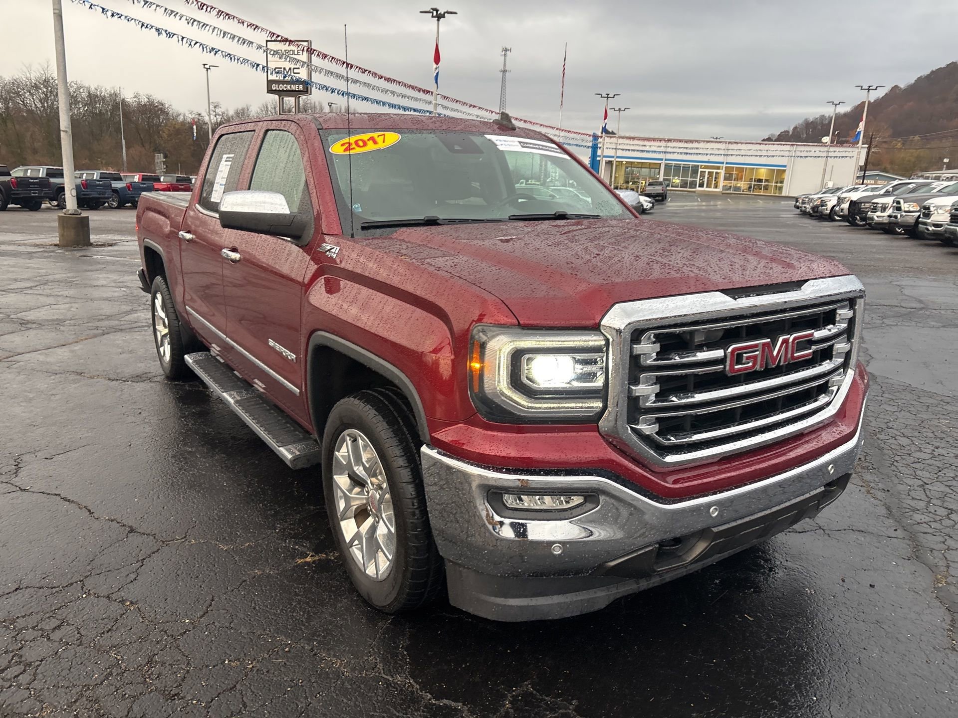 2017 Gmc Sierra 1500 SLT photo 3