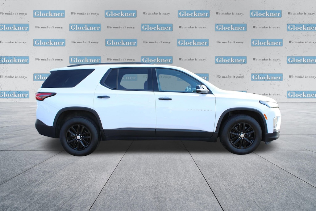 Used 2023 Chevrolet Traverse LT Cloth SUV