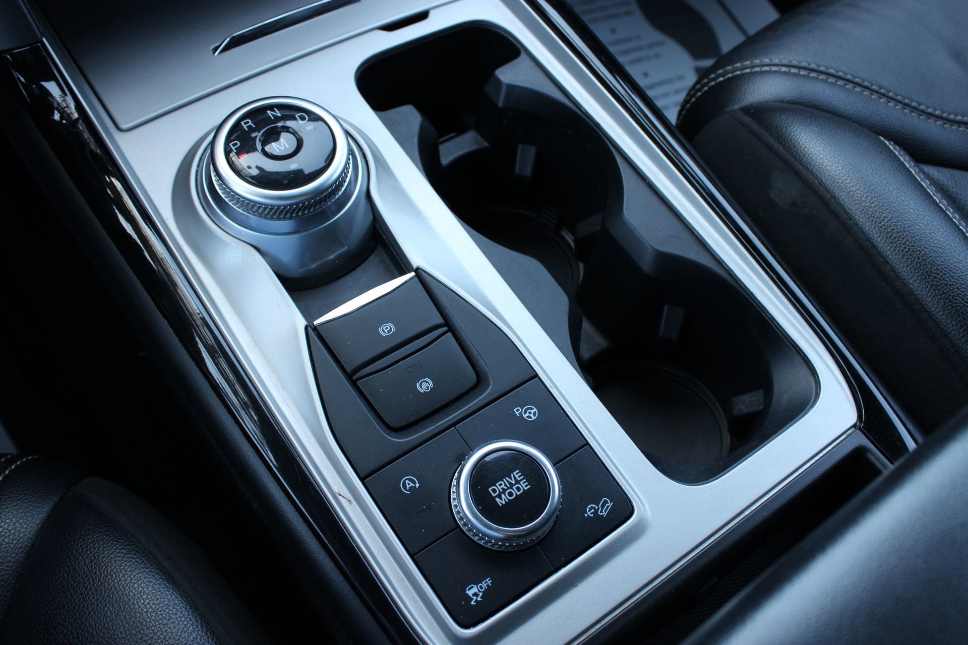 2021 Ford Explorer ST - Photo 47