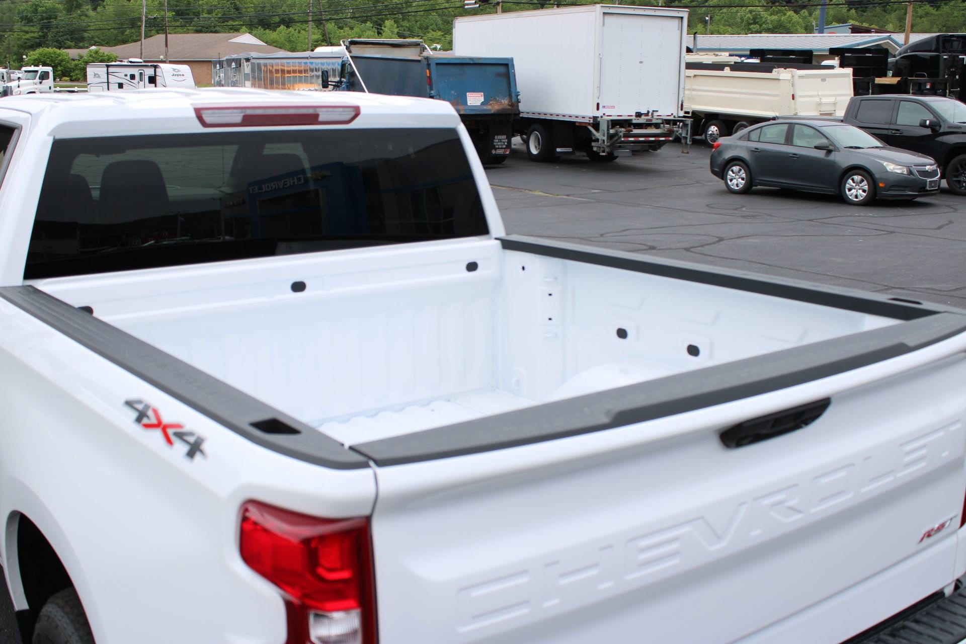 2026 Chevrolet Silverado 1500 RST - Photo 8