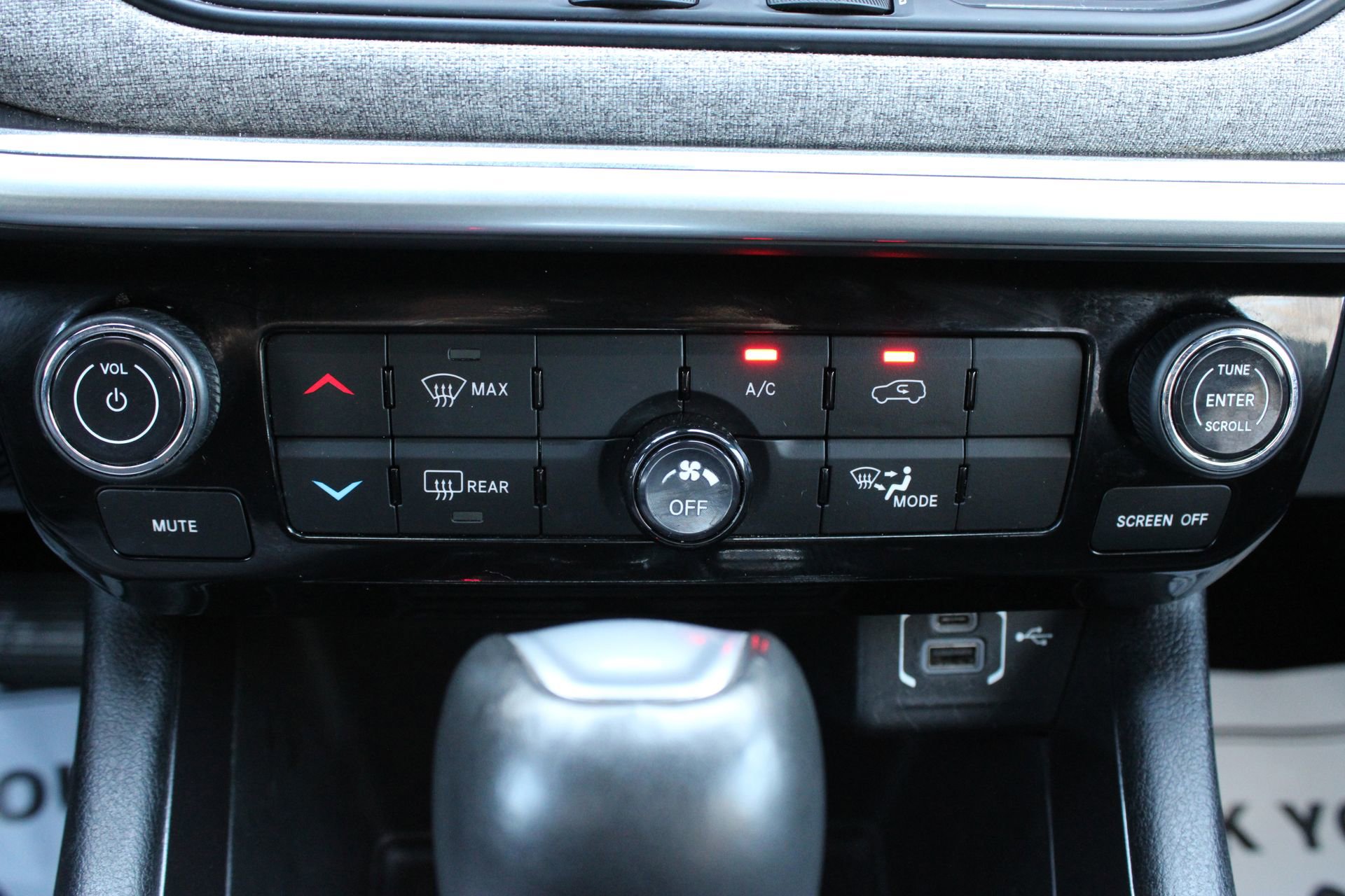 2024 Jeep Compass Latitude - Photo 33