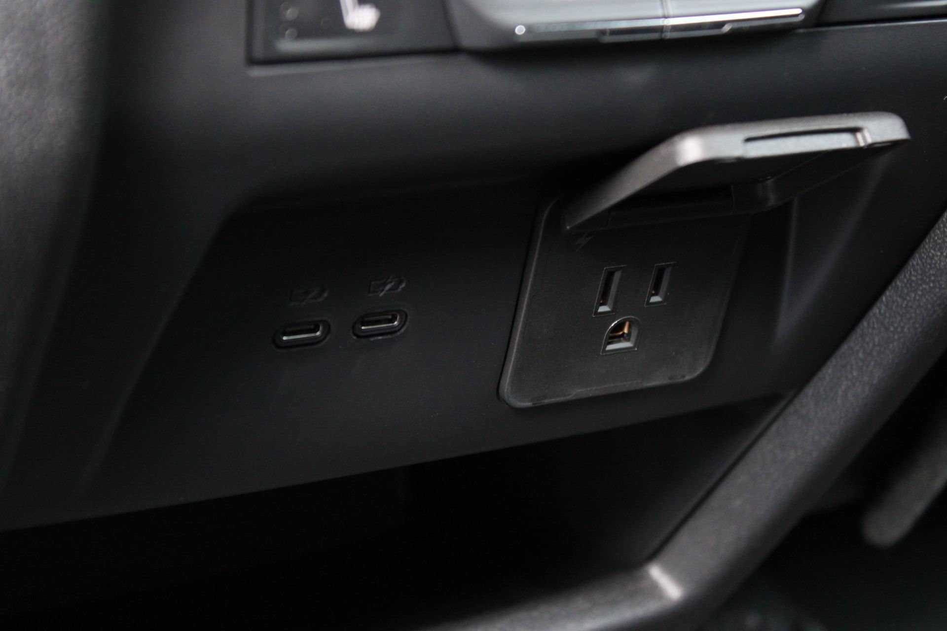 2027 Chevrolet Traverse RS - Photo 22