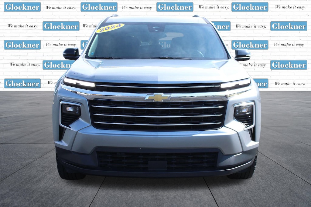 Used 2024 Chevrolet Traverse LT SUV