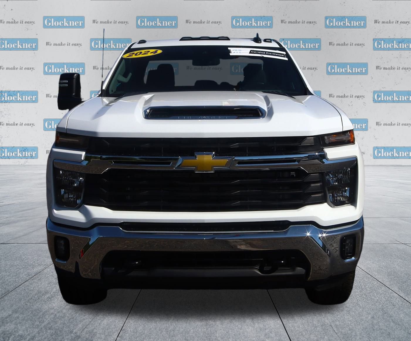 2024 Chevrolet Silverado 2500HD LT photo 2