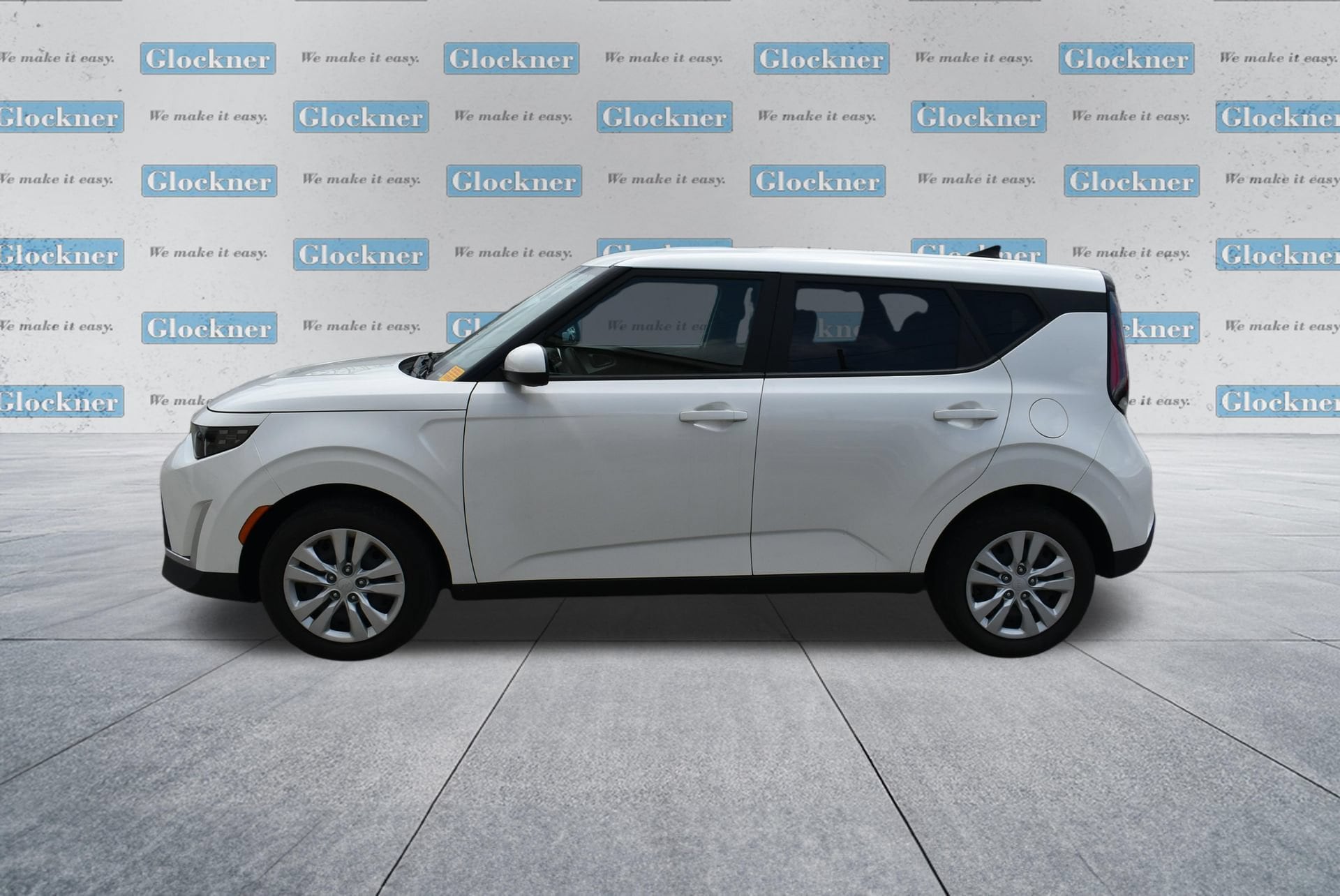 2023 Kia Soul LX - Photo 9
