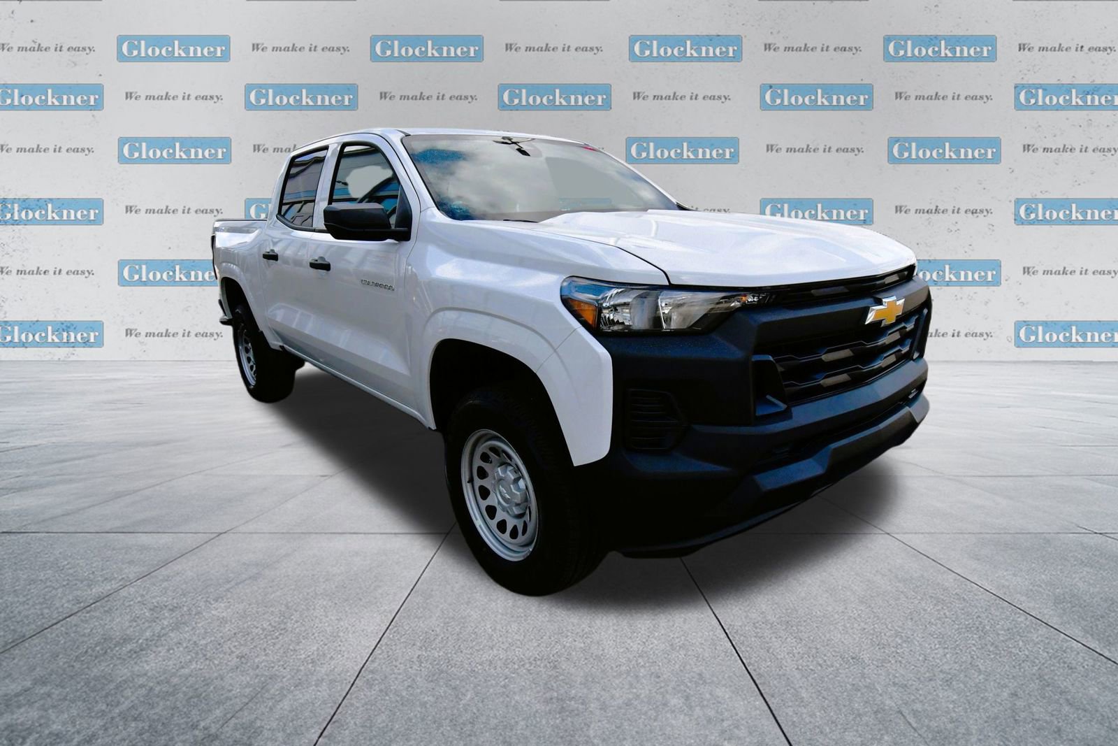 2025 Chevrolet Colorado LT photo 2