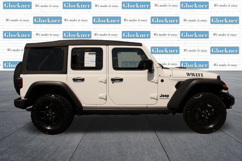 Used 2025 Jeep Wrangler Willys SUV