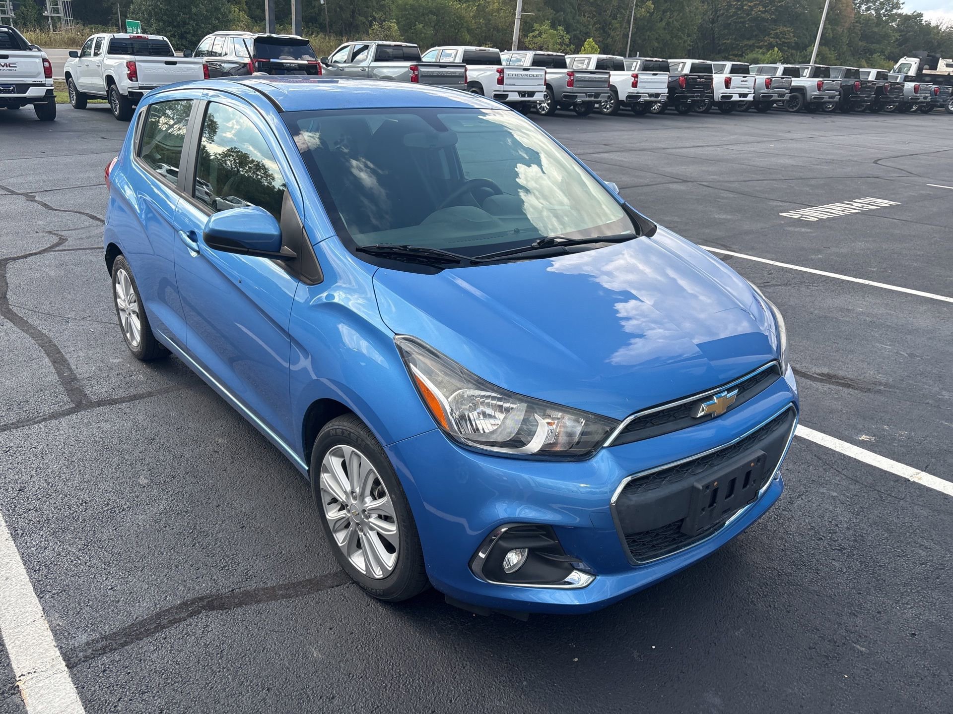 2018 Chevrolet Spark 1LT LT photo 2
