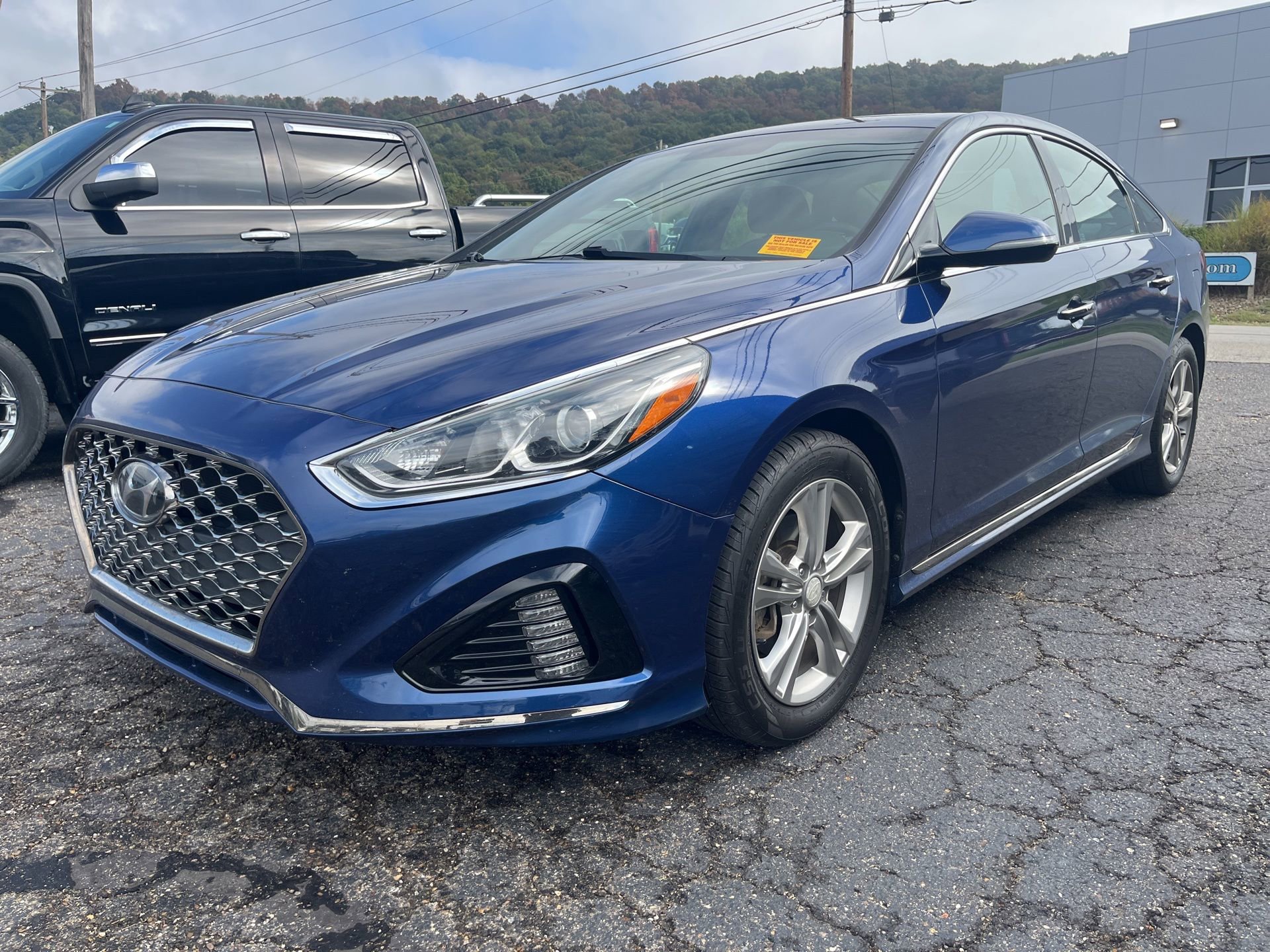 2018 Hyundai Sonata Sport photo 3