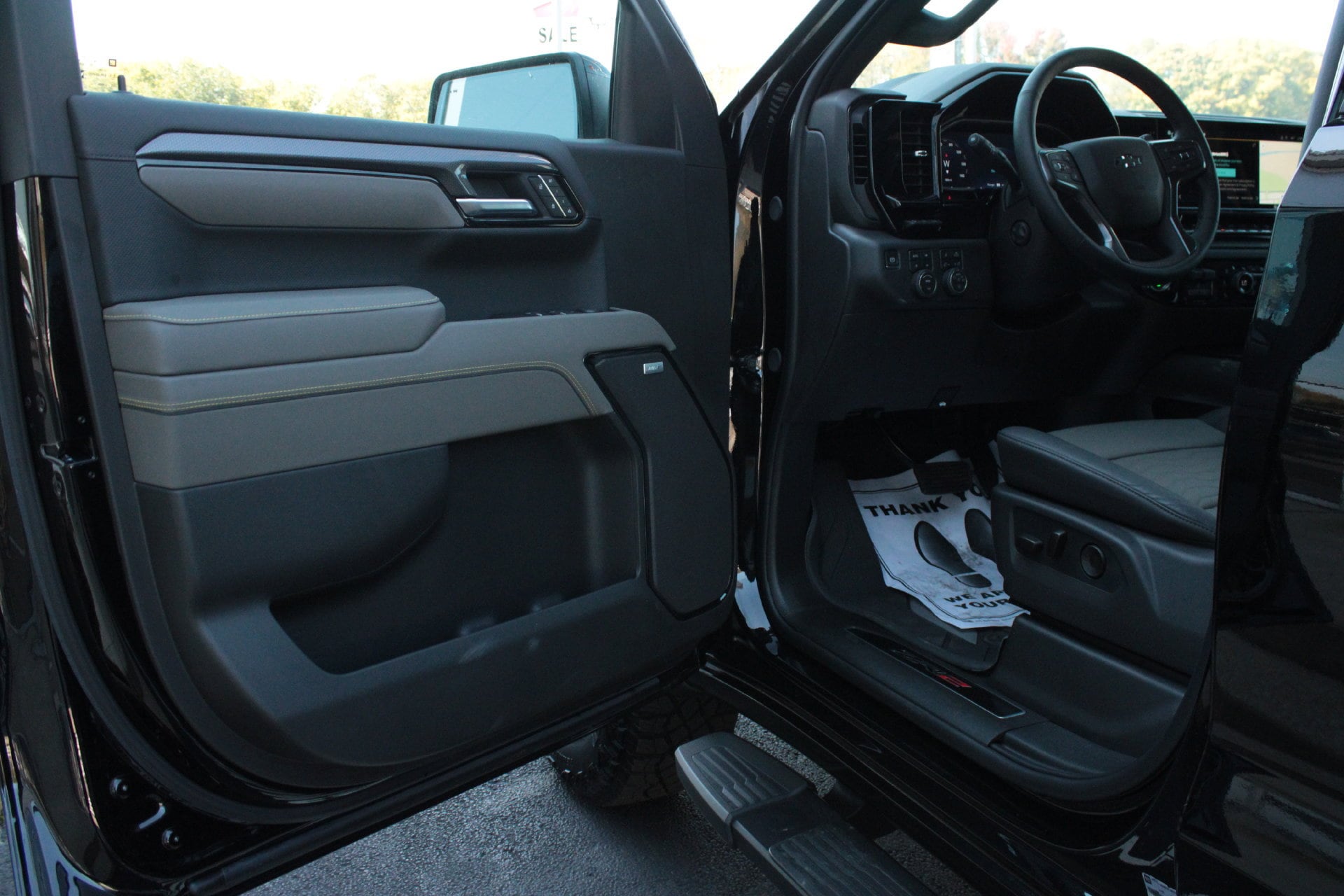 2026 Chevrolet Silverado 1500 ZR2 - Photo 14