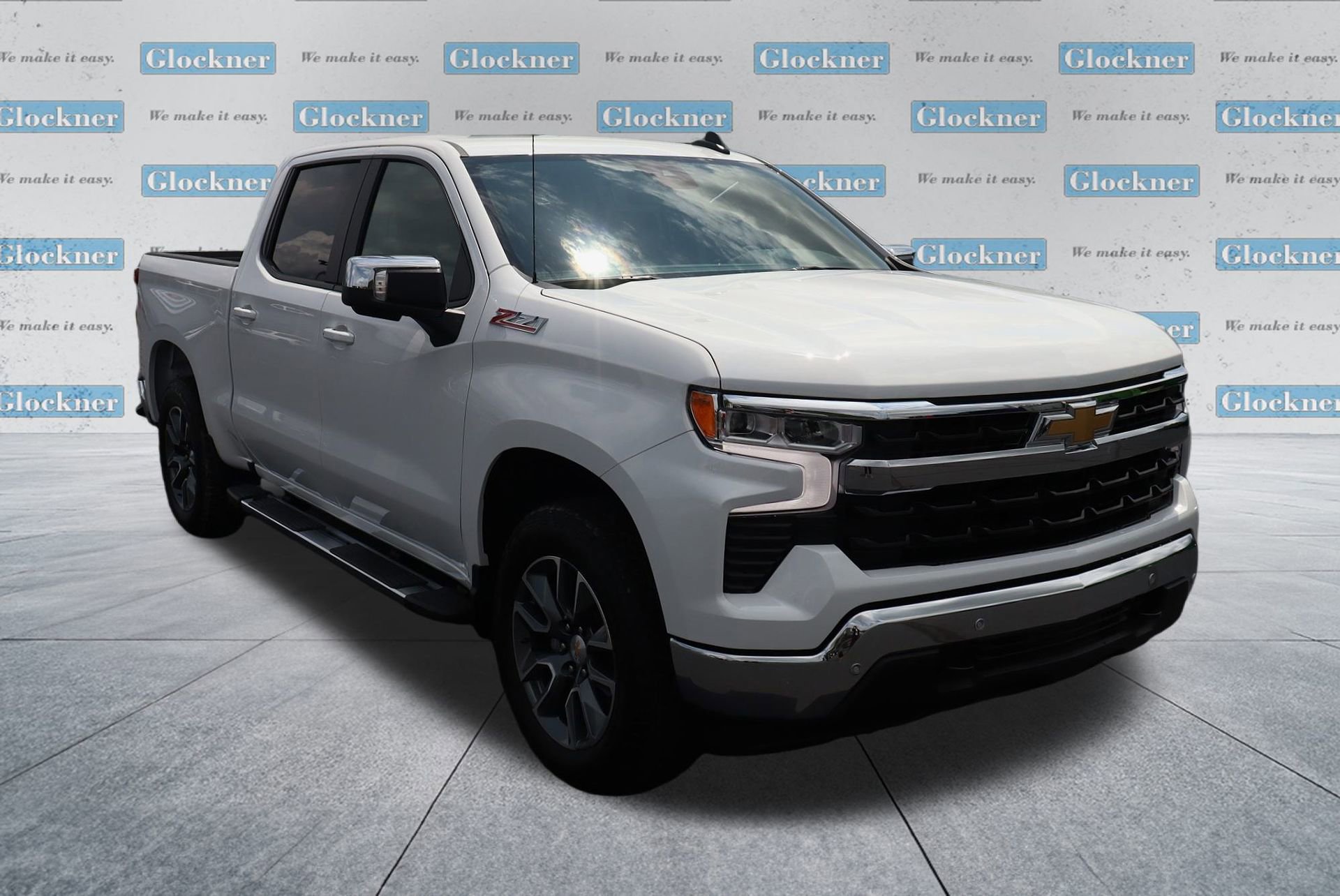 2026 Chevrolet Silverado 1500 LT photo 2