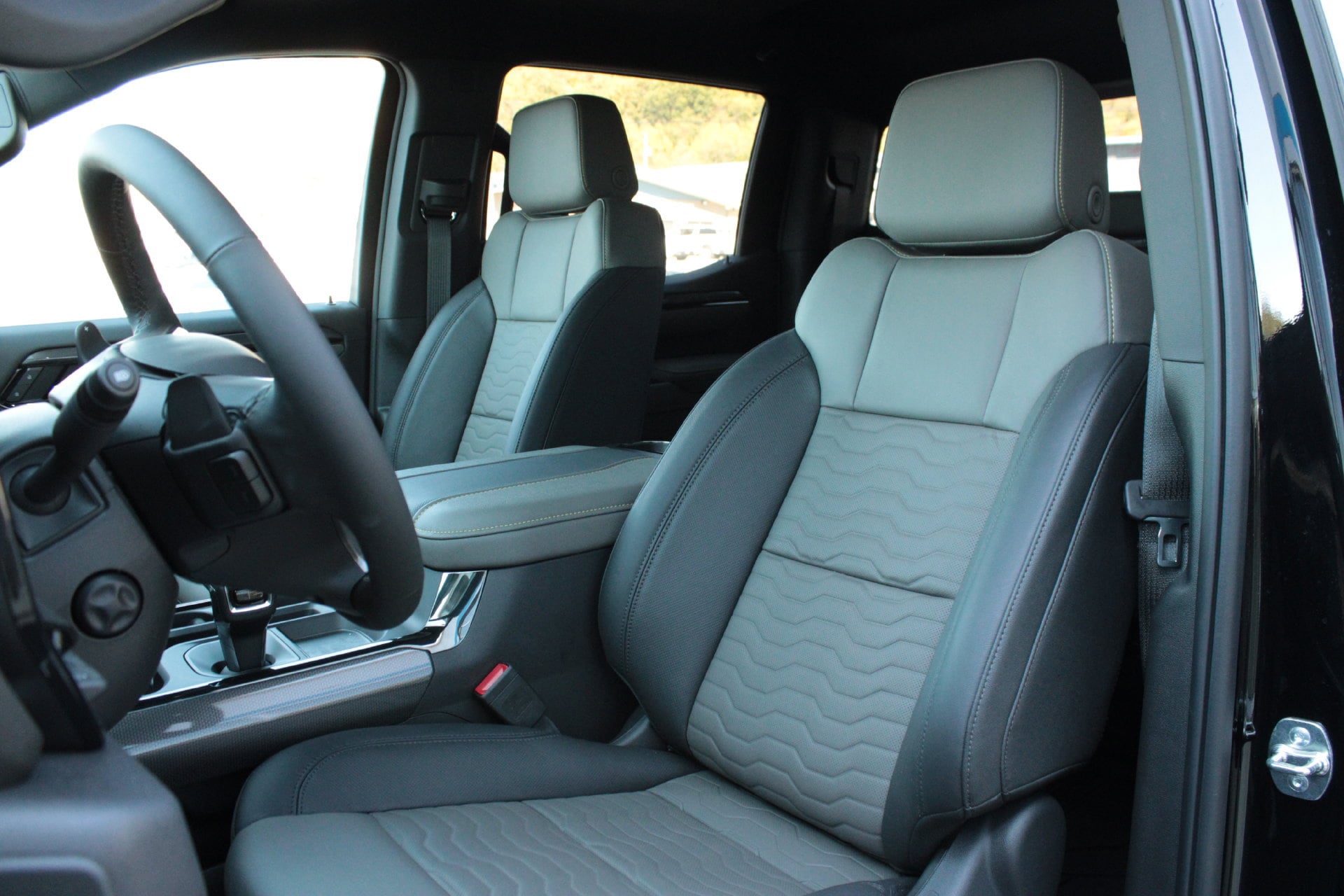 2026 Chevrolet Silverado 1500 ZR2 - Photo 16