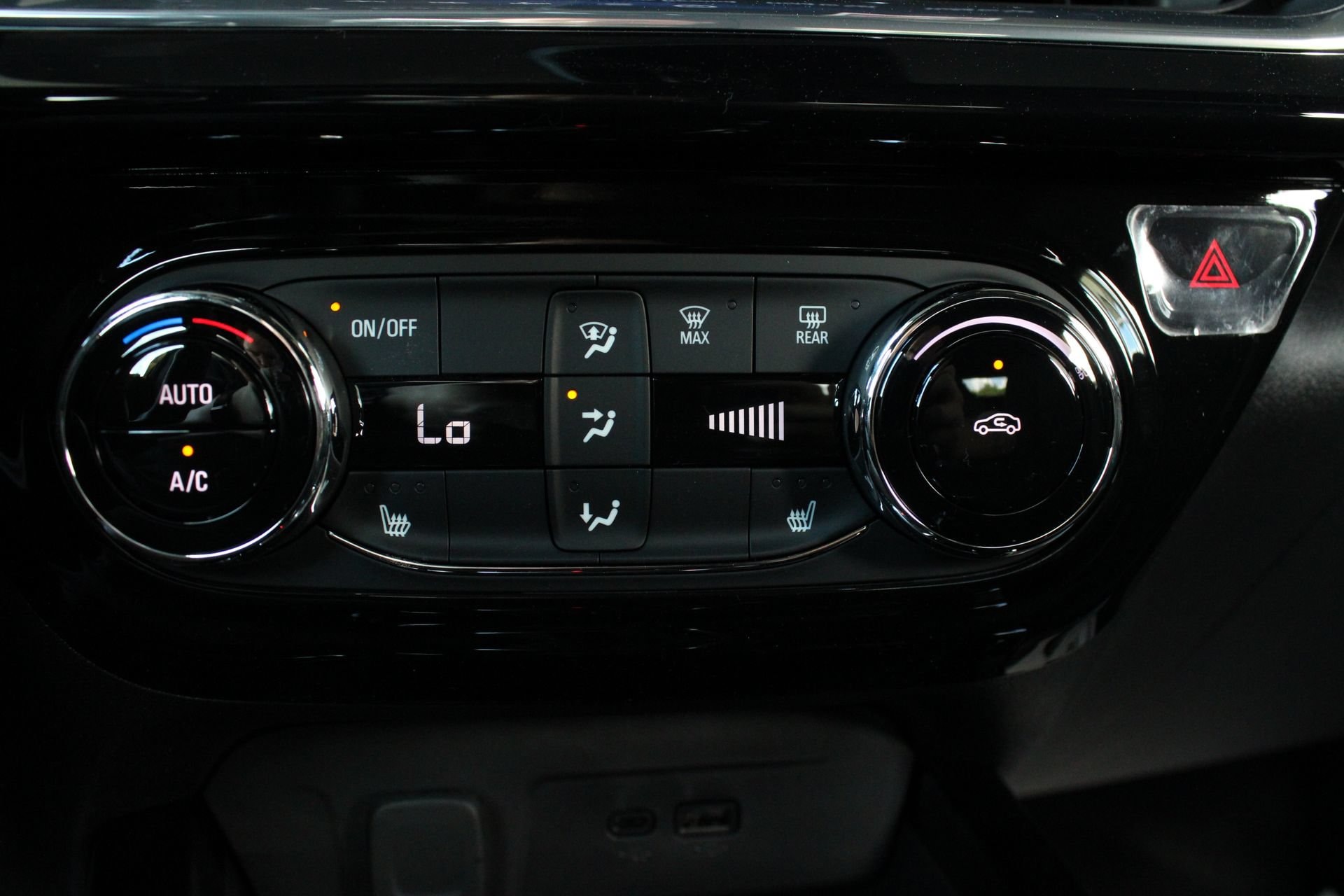 2026 Chevrolet Trax RS - Photo 41