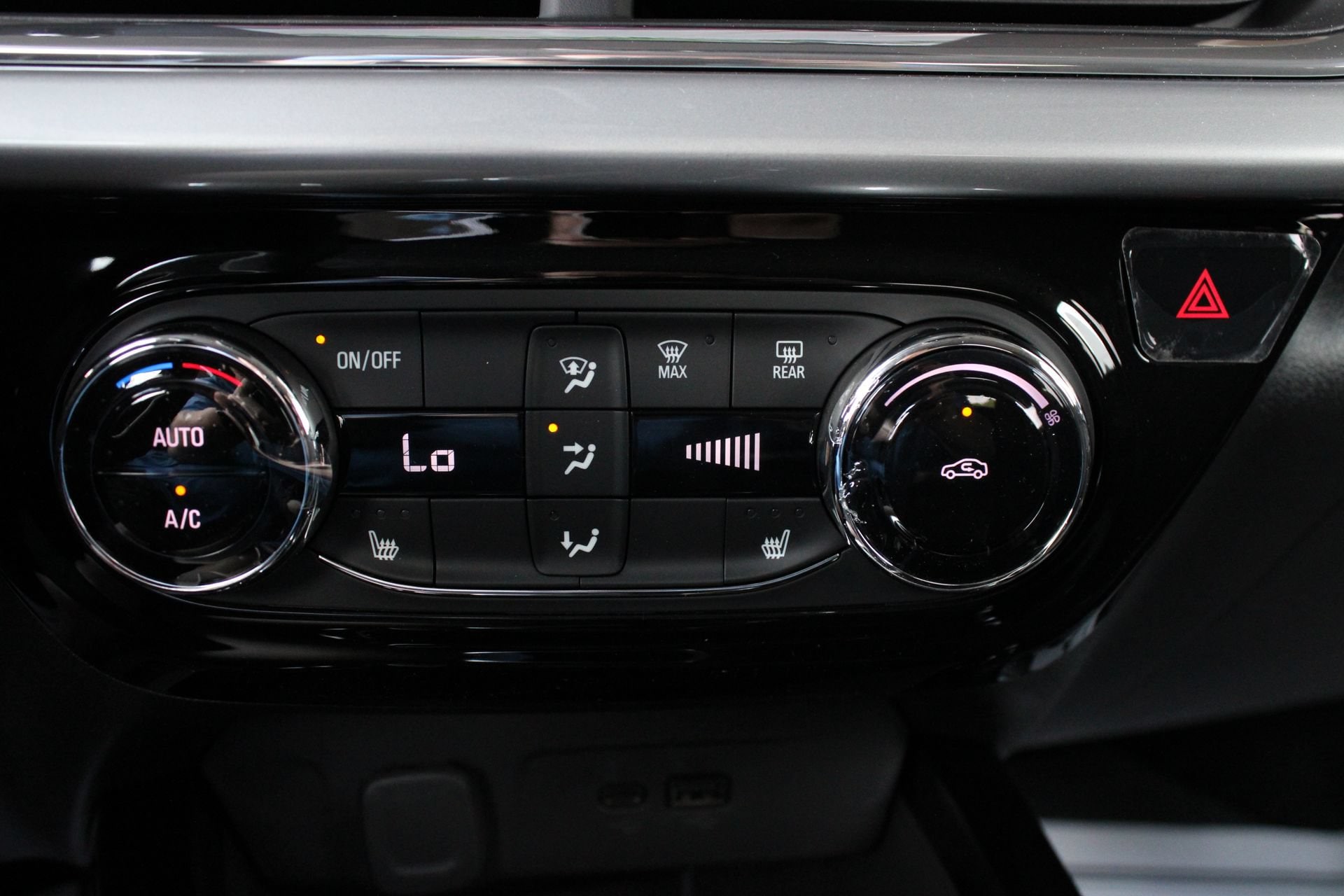 2026 Chevrolet Trax LT - Photo 40