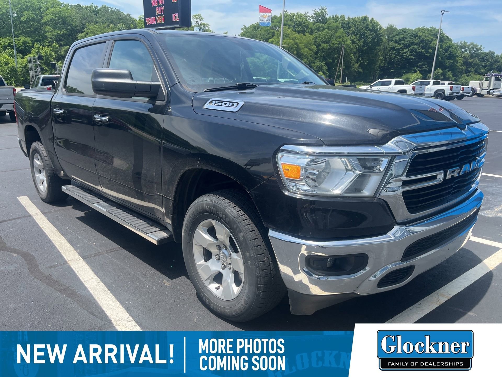 2020 RAM 1500 Big Horn/Lone Star 4x4 Crew Cab 5'7's photo