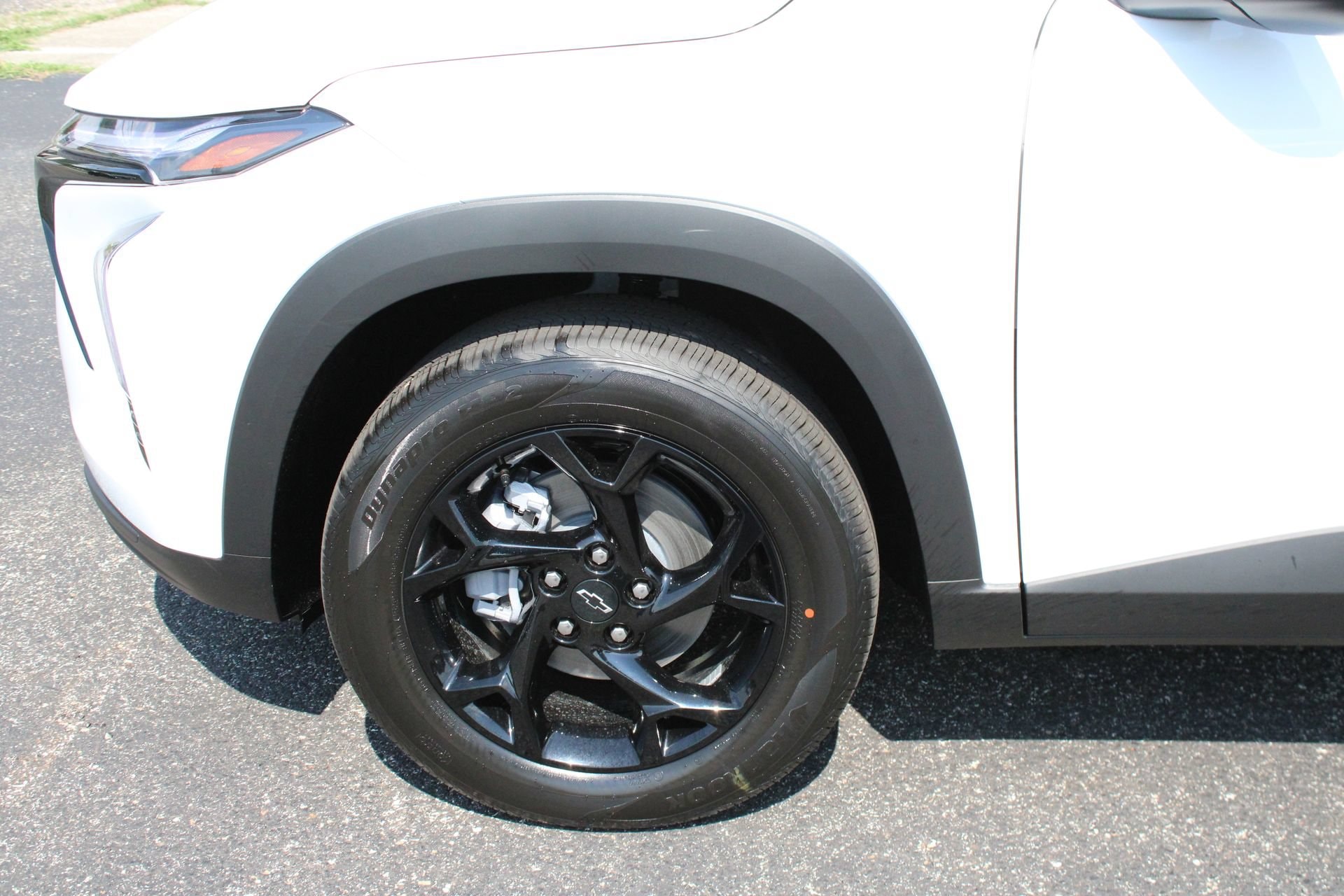 2026 Chevrolet Trax LT - Photo 11