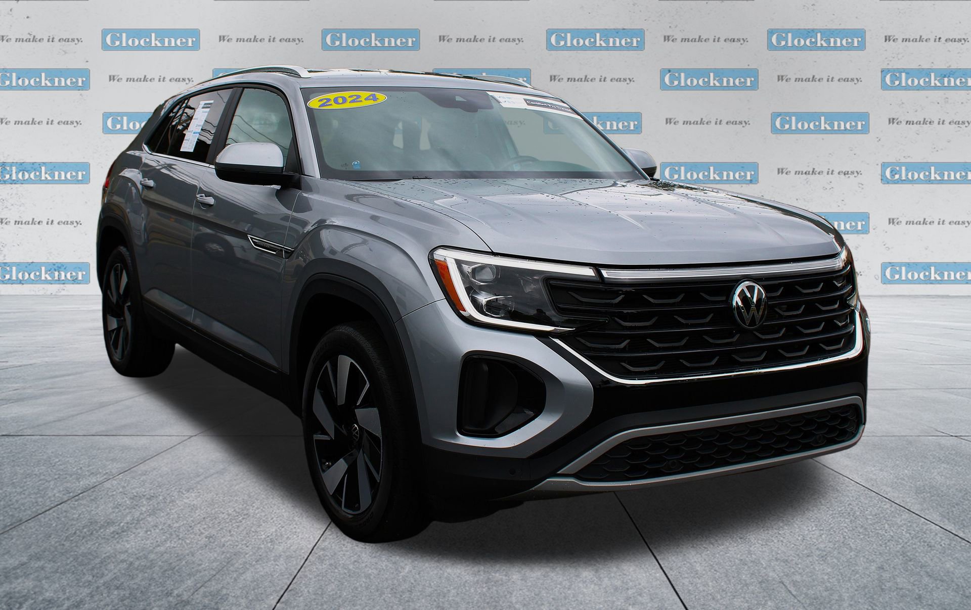 2024 Volkswagen Atlas Cross Sport SE Technology photo 2