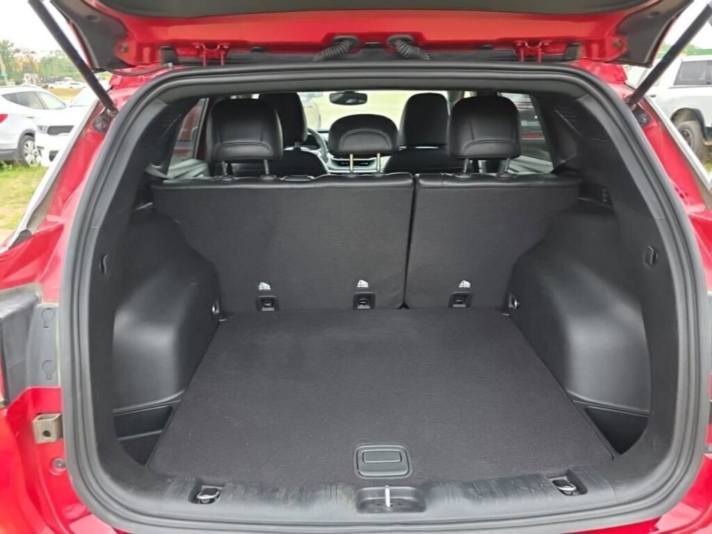 Used 2023 Jeep Compass Latitude Lux SUV
