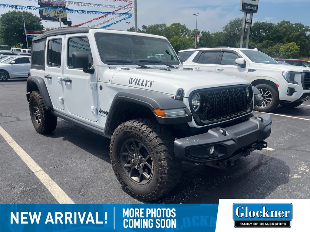 Used 2025 Jeep Wrangler Willys SUV