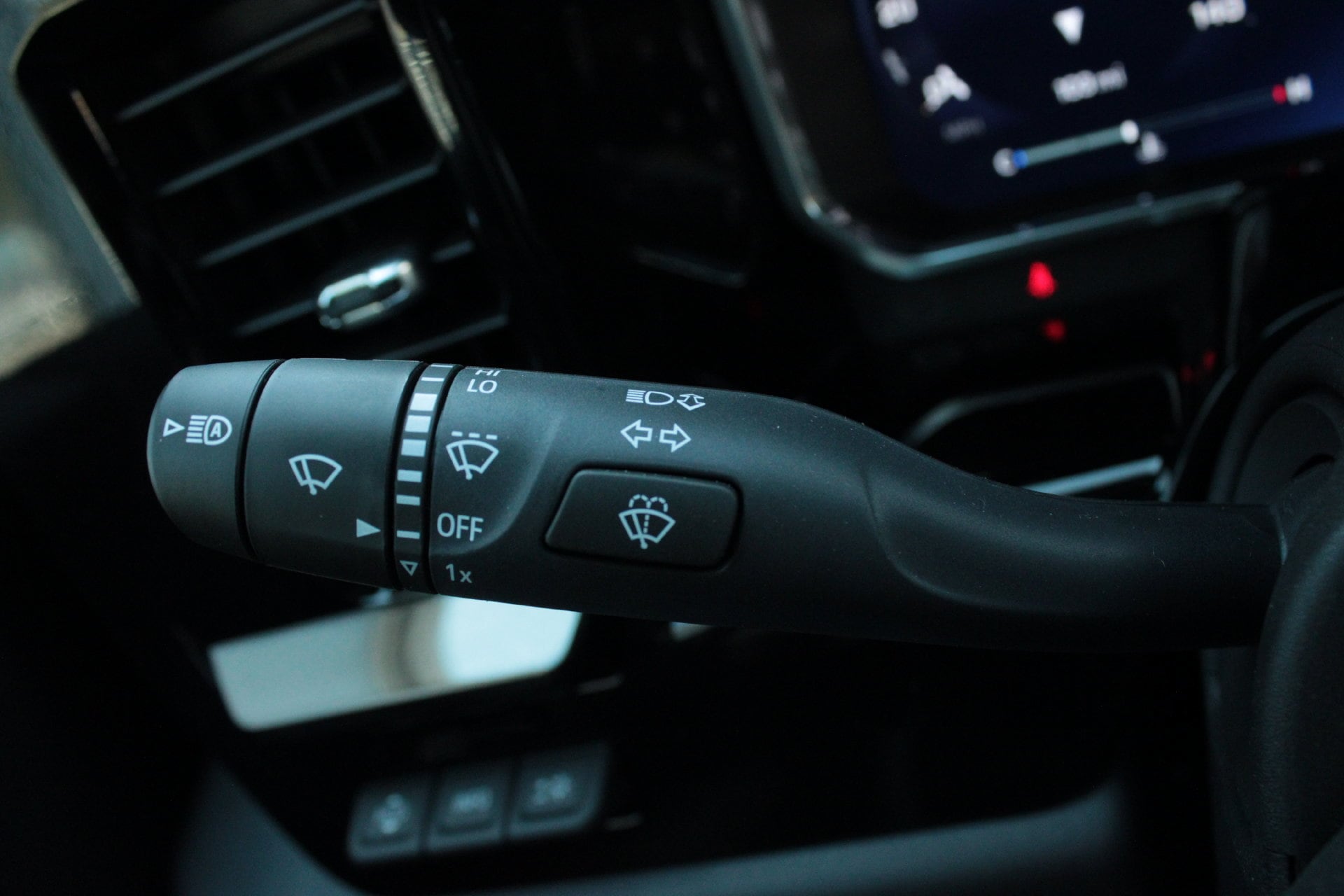 2026 Chevrolet Silverado 1500 ZR2 - Photo 37