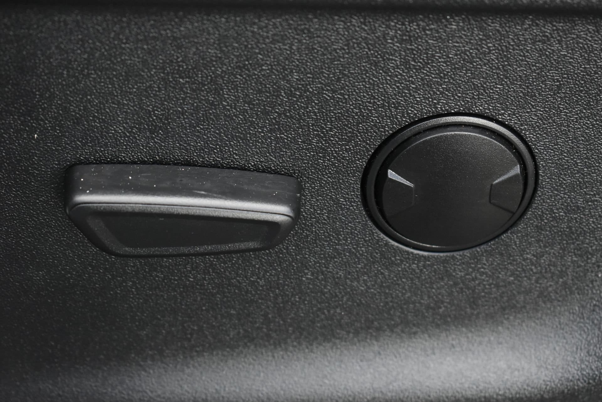 2023 Ford F-150 XLT - Photo 12