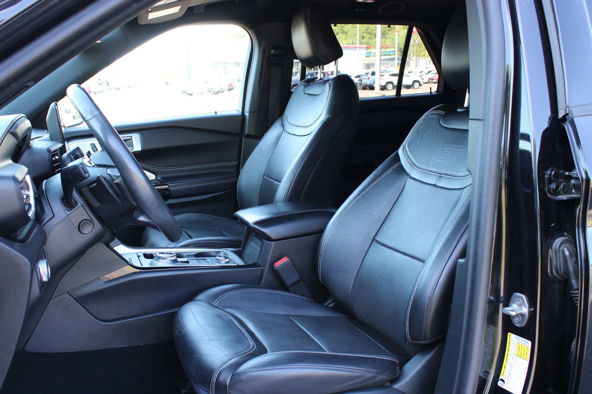 2021 Ford Explorer ST - Photo 15
