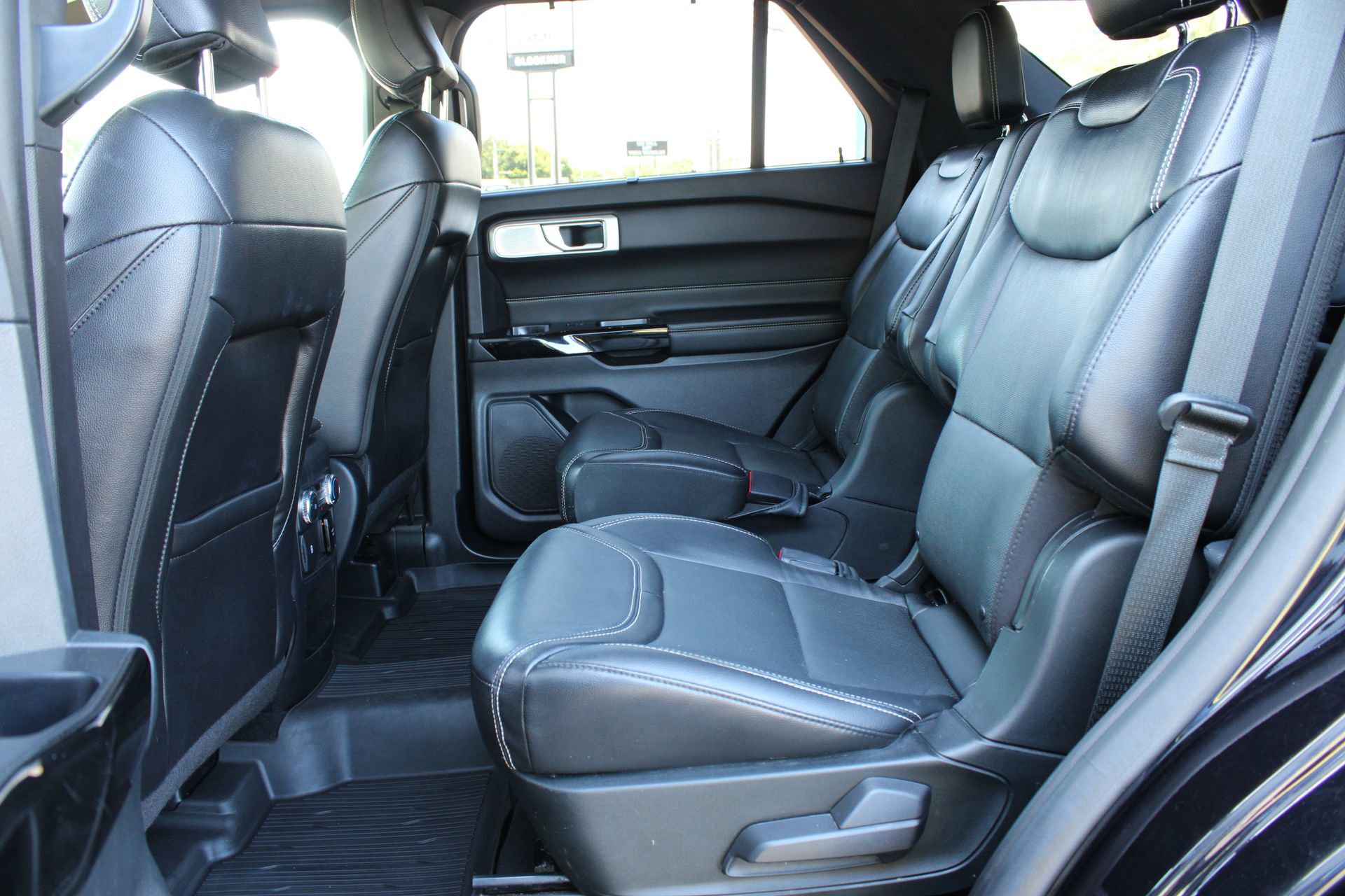 2021 Ford Explorer ST - Photo 19