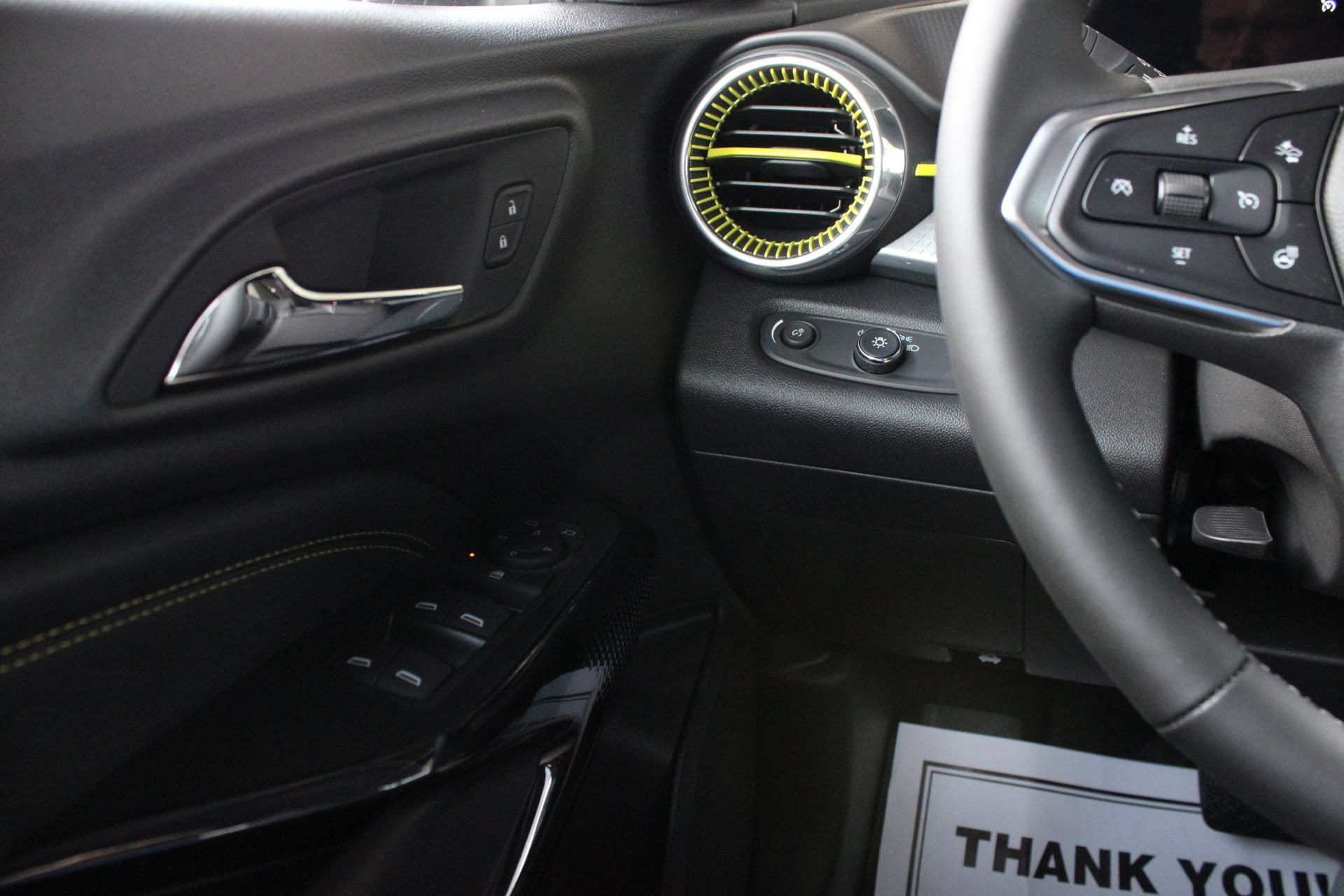 2026 Chevrolet Trax LT - Photo 25