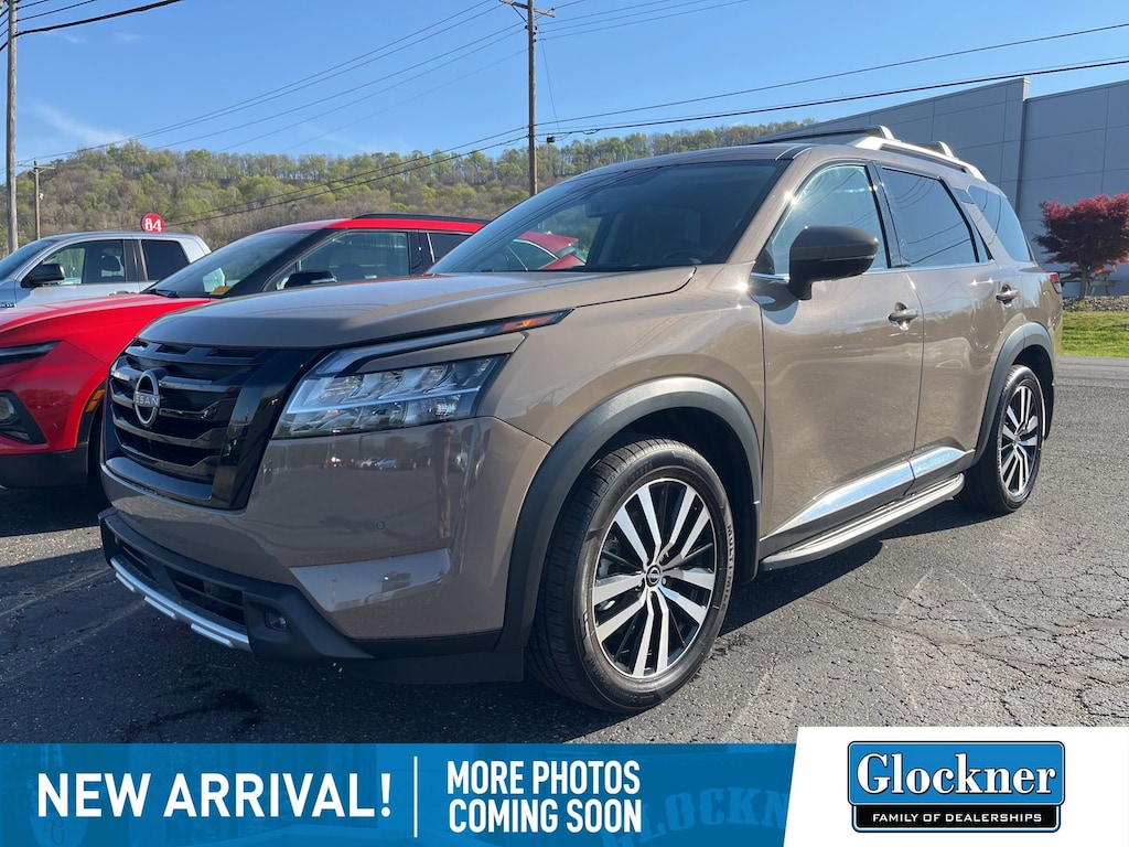 Used 2023 Nissan Pathfinder Platinum SUV