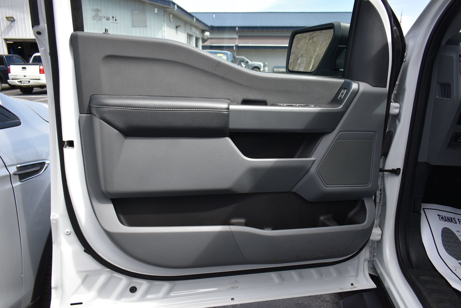 2023 Ford F-150 XLT - Photo 9